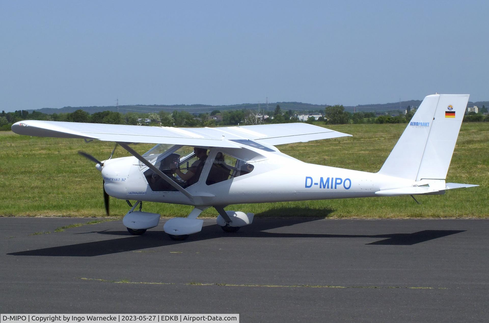 D-MIPO, 2021 Aeroprakt A32 Vixxen C/N 185, Aeroprakt A32 Vixxen at Bonn-Hangelar airfield '2305