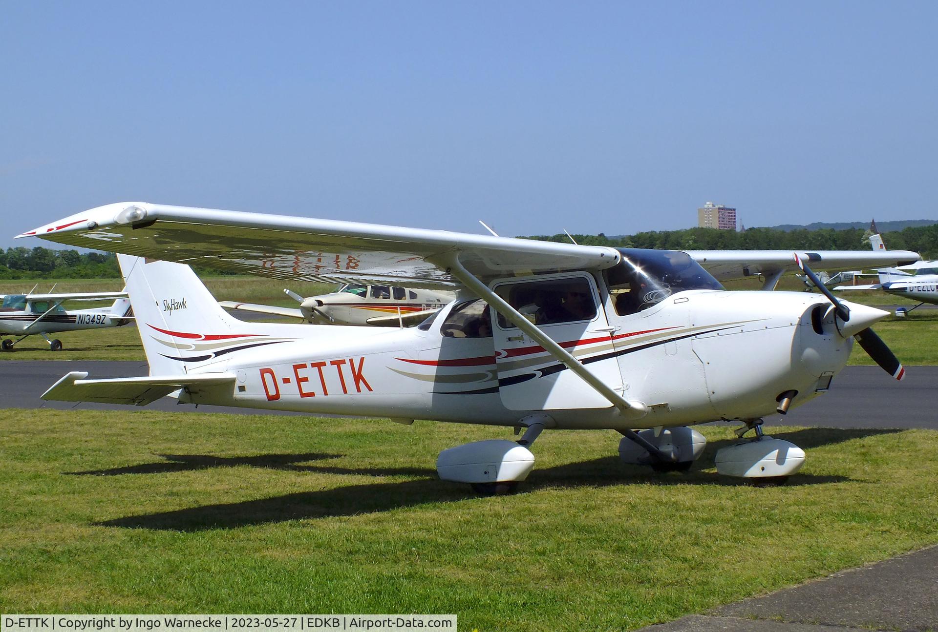 D-ETTK, Cessna 172R Skyhawk C/N 17281219, Cessna 172R Skyhawk at Bonn-Hangelar airfield '2305
