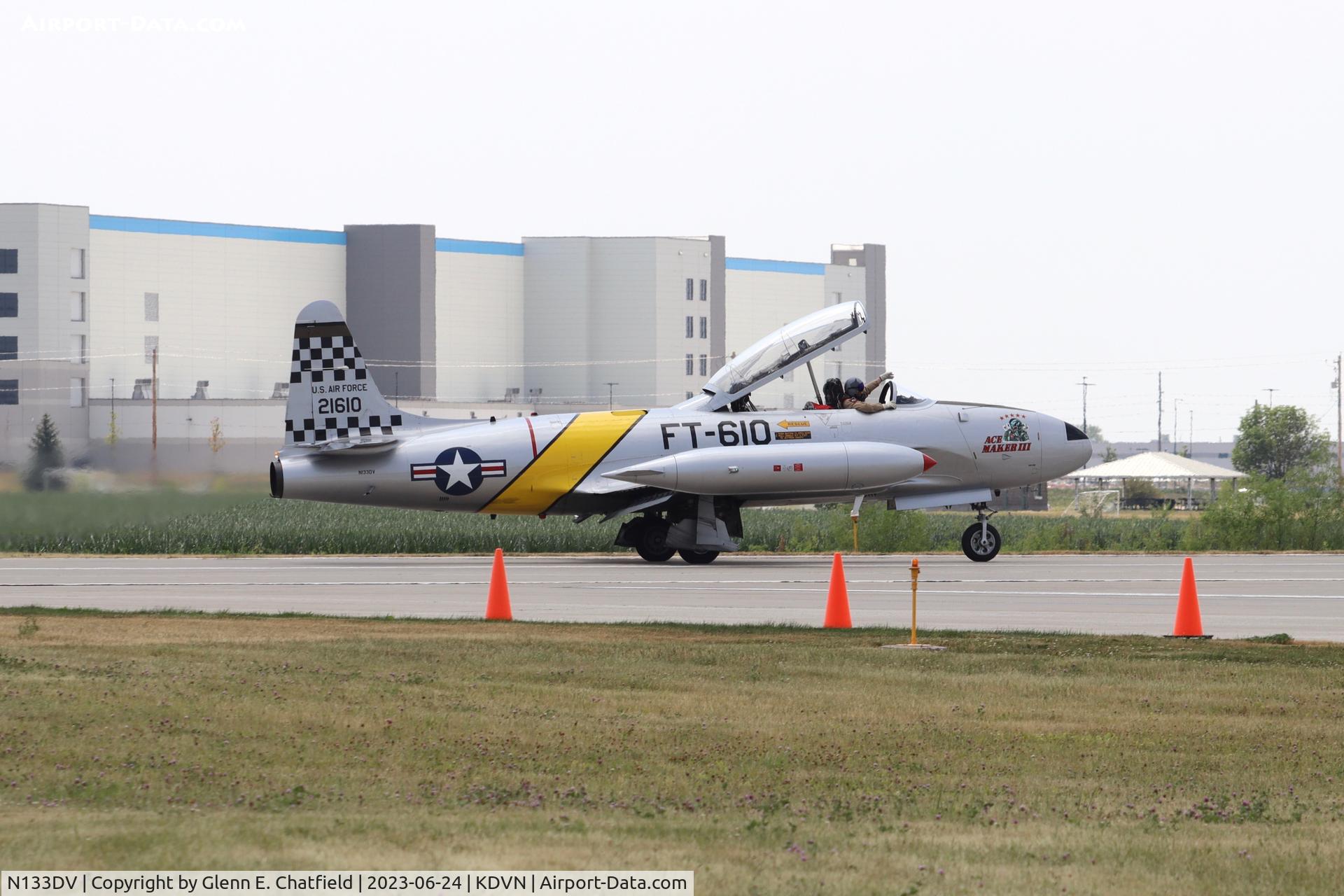 N133DV, 1959 Canadair CT-133 Silver Star 3 C/N T33-610, At the Quad Cities Airshow