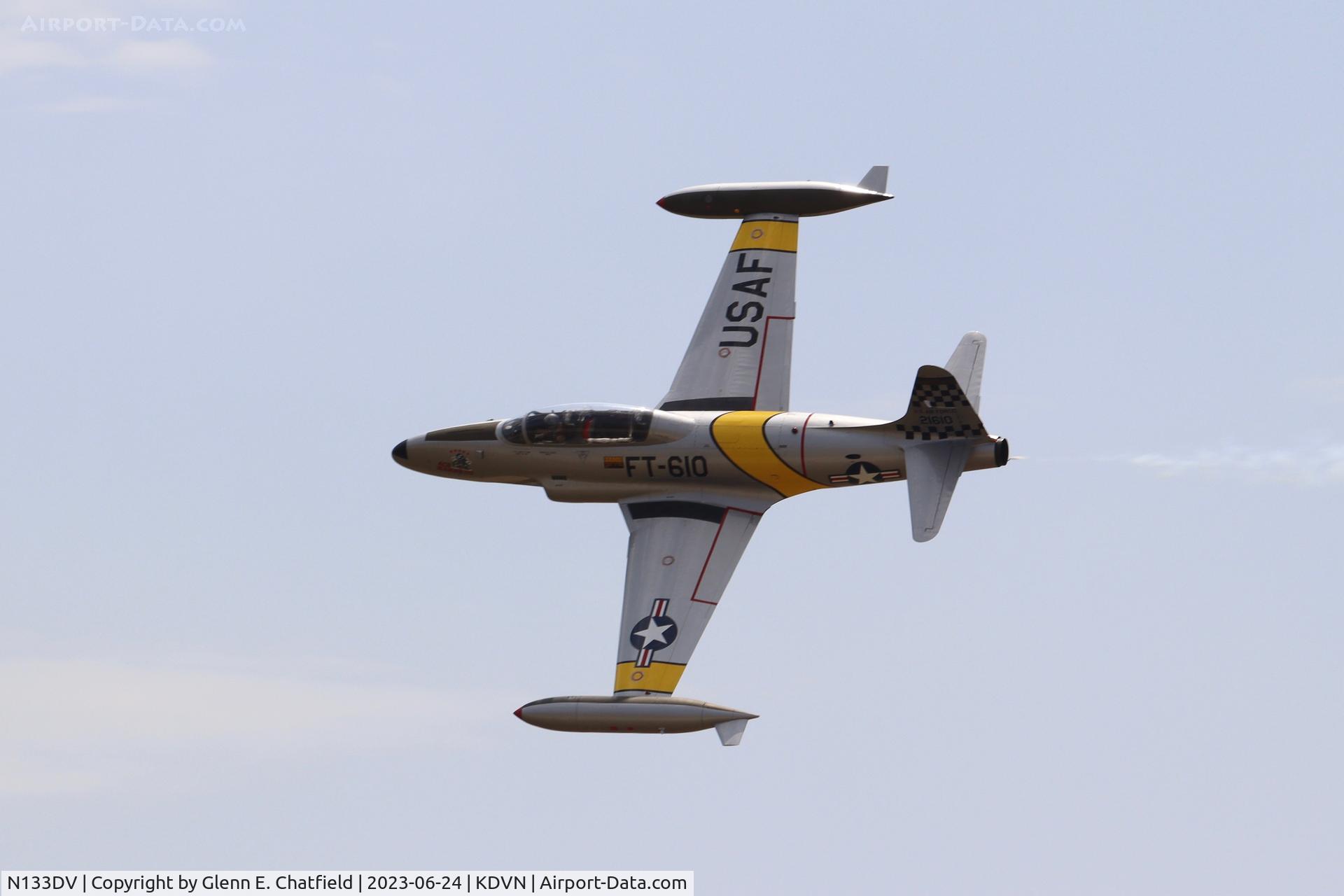 N133DV, 1959 Canadair CT-133 Silver Star 3 C/N T33-610, At the Quad Cities Airshow
