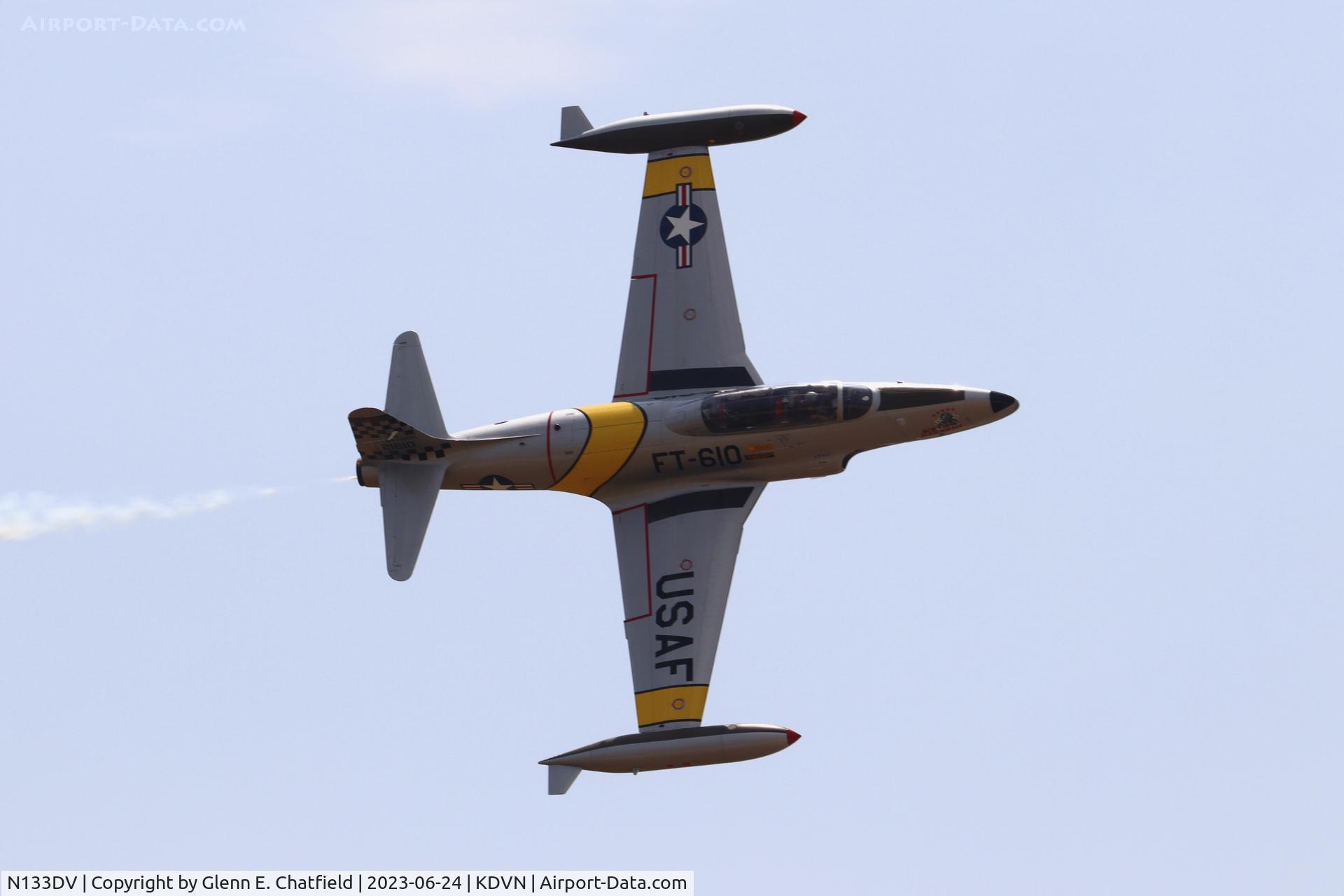 N133DV, 1959 Canadair CT-133 Silver Star 3 C/N T33-610, At the Quad Cities Airshow