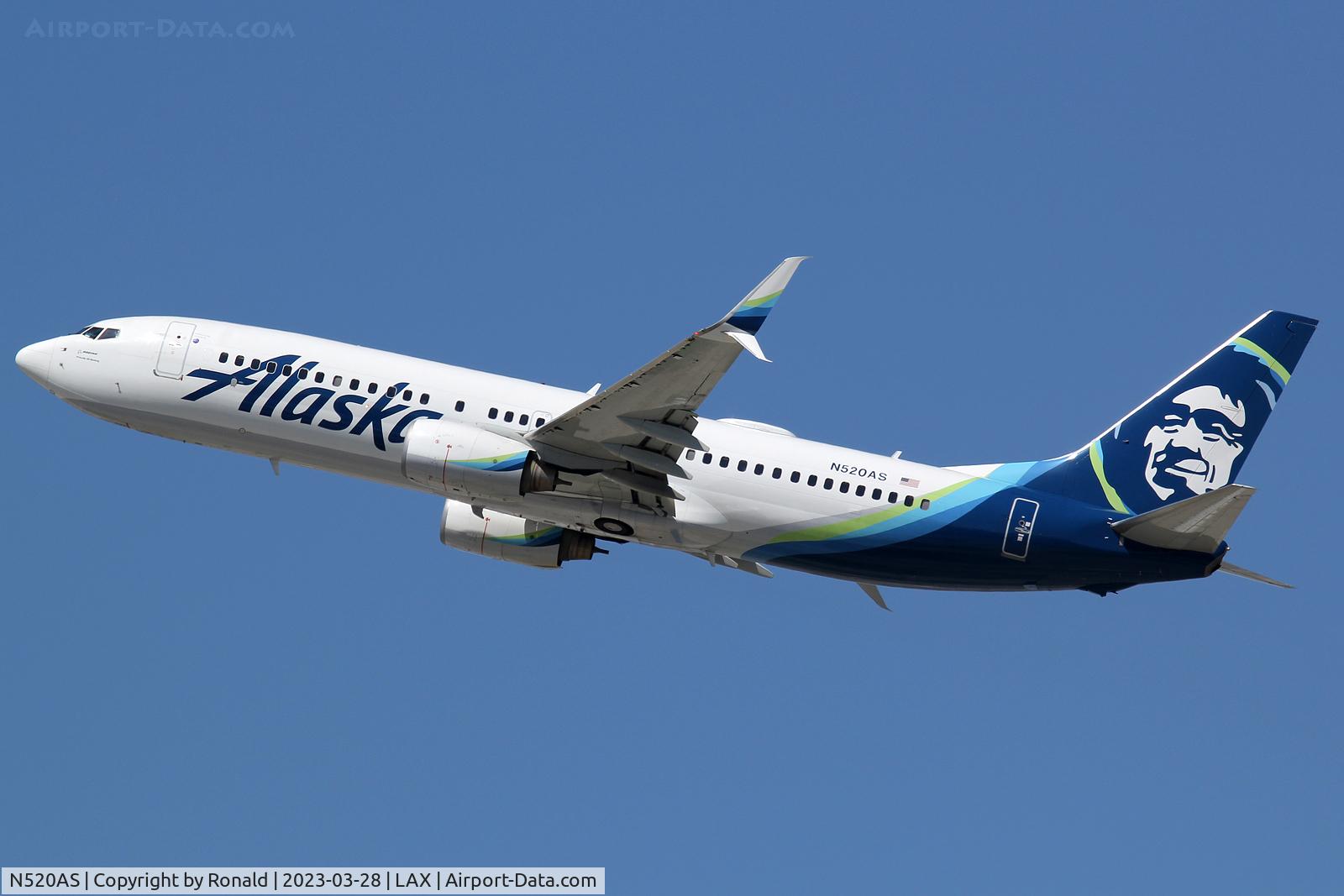 N520AS, 2009 Boeing 737-890 C/N 36481, at lax