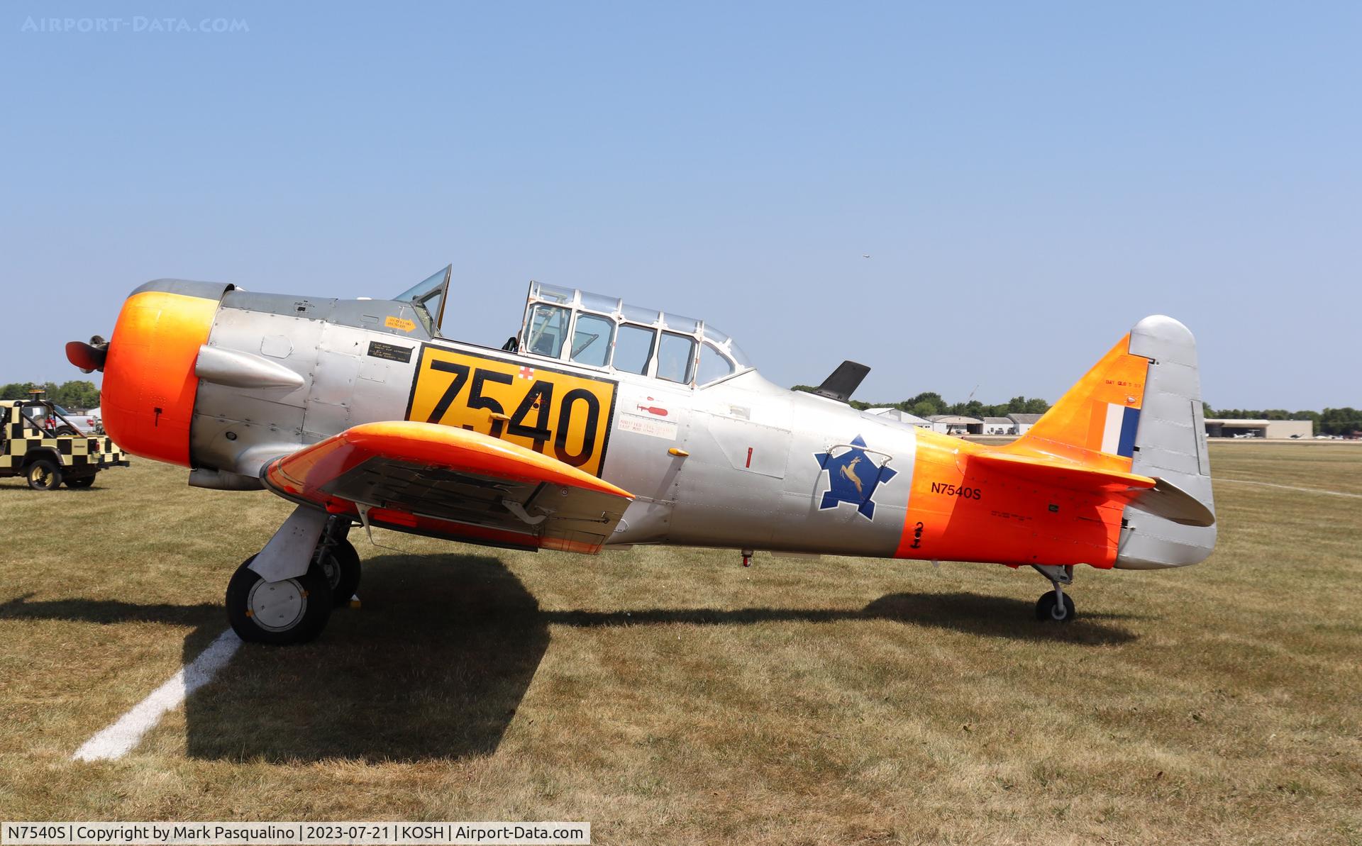 N7540S, 1943 North American AT-6D C/N 8815344, North American AT-6D