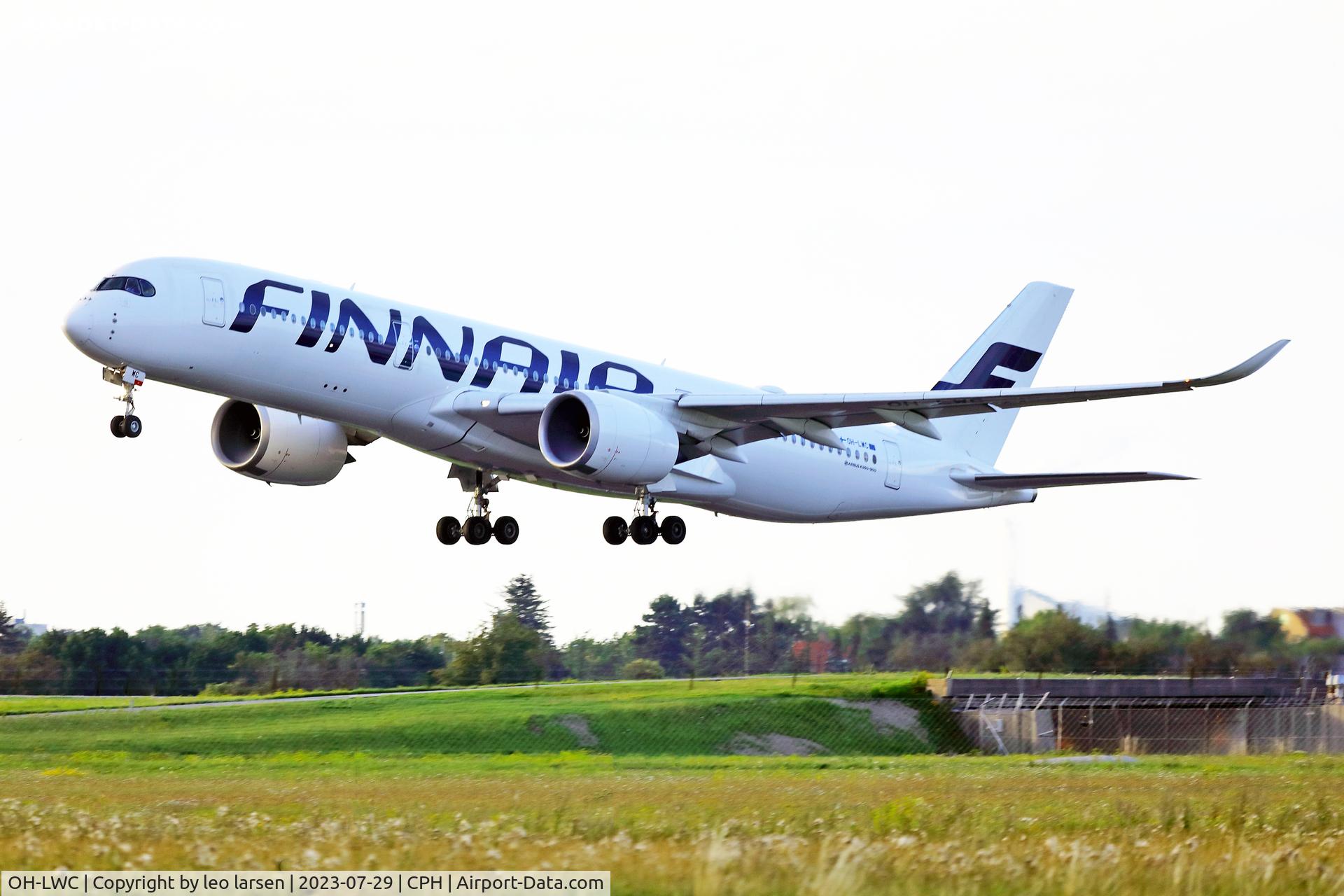 OH-LWC, 2015 Airbus A350-941 C/N 020, Copenhagen 29.7.2023