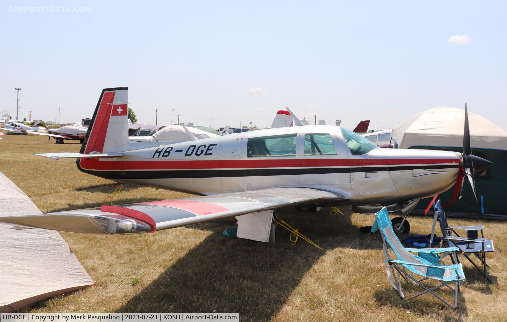 HB-DGE, 1980 Mooney M20K 231 C/N 25-0389, Mooney M20K