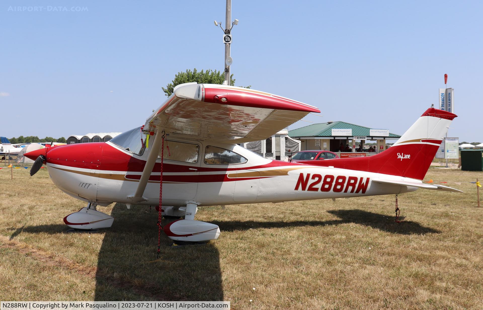 N288RW, Cessna 182Q Skylane C/N 18267369, Cessna 182Q