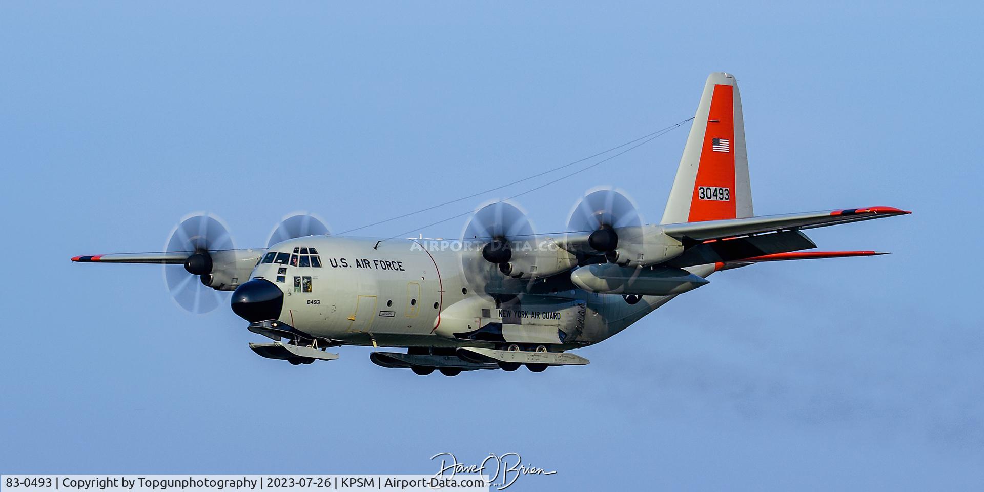 83-0493, 1983 Lockheed LC-130H Hercules C/N 382-5016, SKIER93 inbound RW34