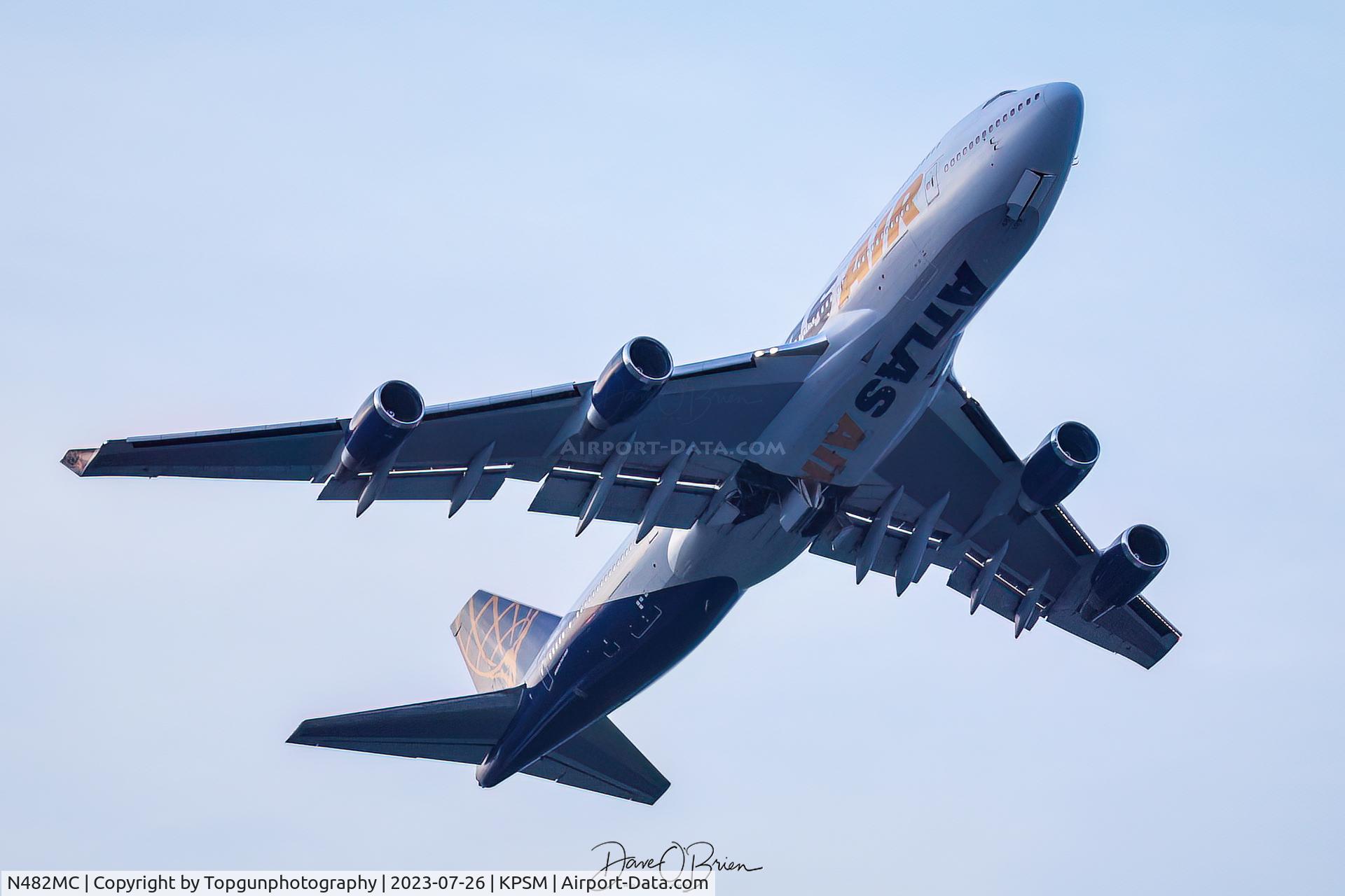 N482MC, 2001 Boeing 747-443 C/N 32340, GIANT8325 off to EU