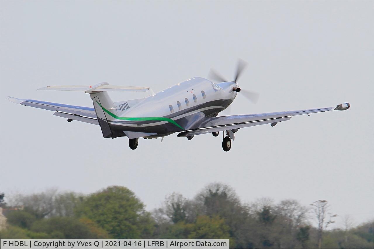 F-HDBL, 2012 Pilatus PC-12/47E C/N 1362, Pilatus PC-1247E, Take off rwy 07R, Brest-Bretagne airport (LFRB-BES)