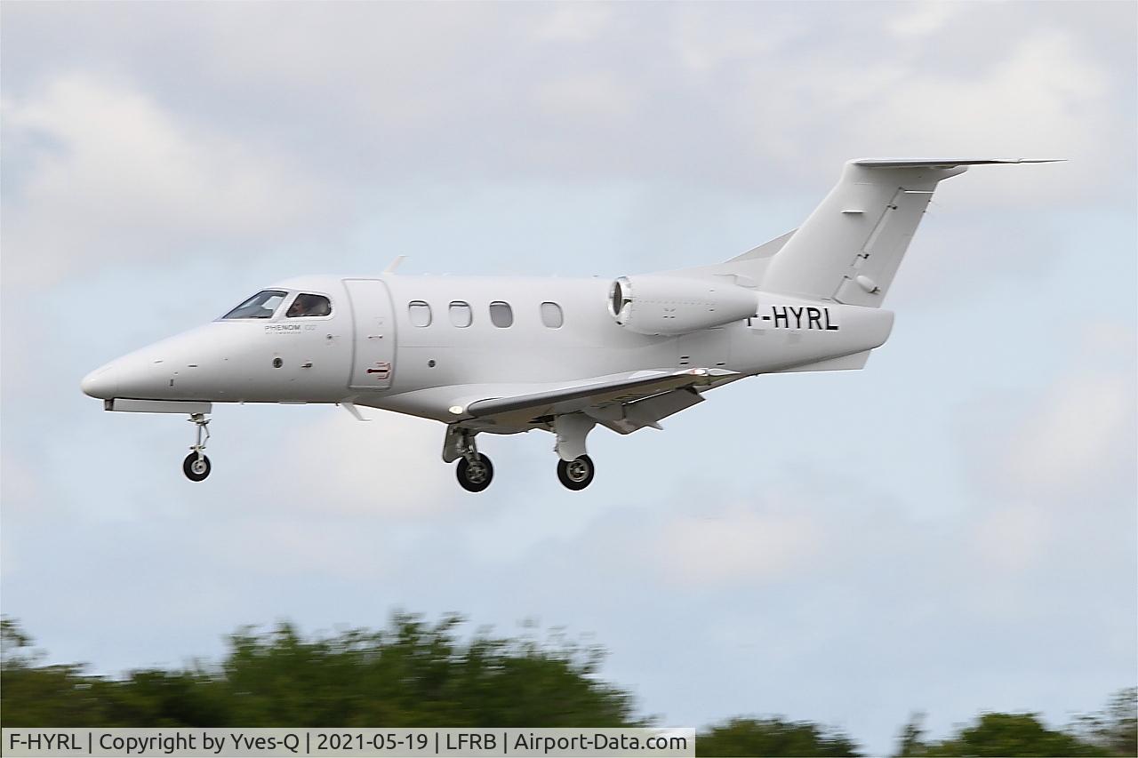 F-HYRL, 2021 Embraer EMB-500 Phenom 100 C/N 50000040, Embraer EMB-500 Phenom, On final rwy 25L, Brest-Bretagne airport (LFRB-BES)