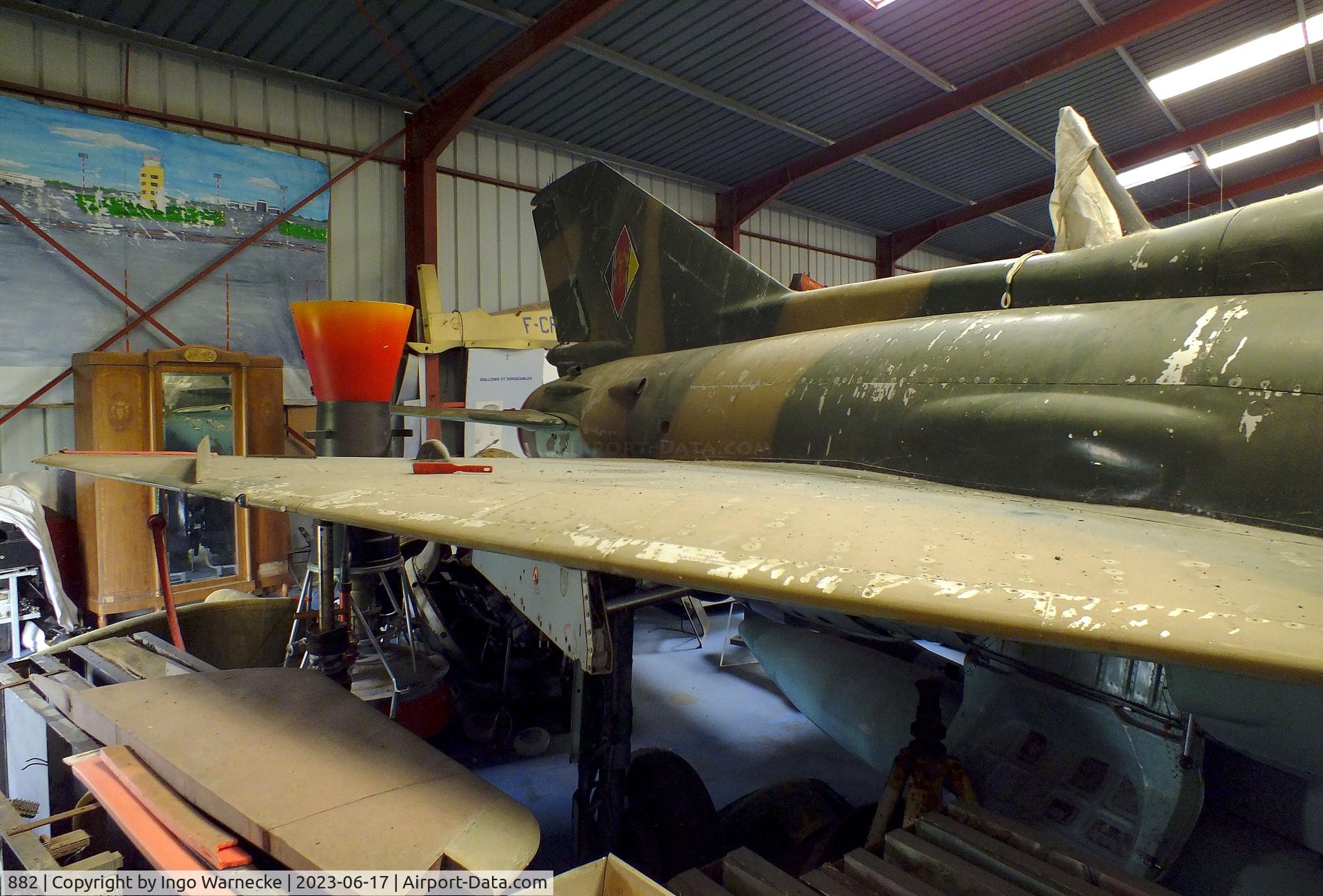 882, Mikoyan-Gurevich MiG-21SPS C/N 94A5207, Mikoyan i Gurevich MiG-21SPS FISHBED-F at the Musee de l'Epopee de l'Industrie et de l'Aeronautique, Albert