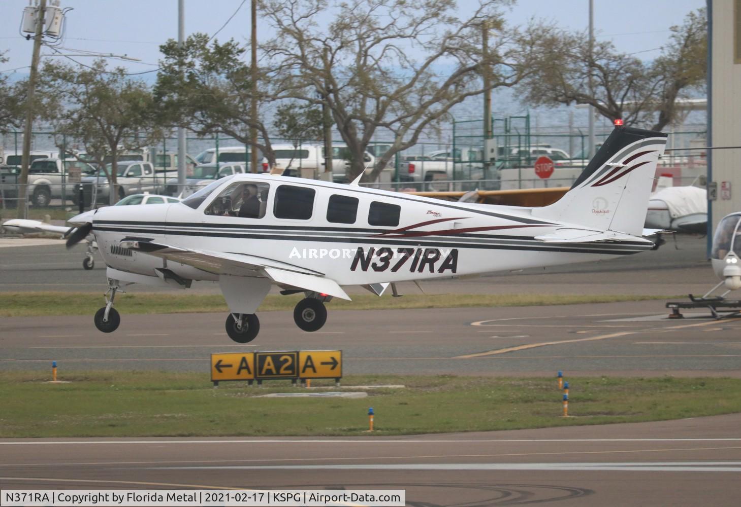 N371RA, Raytheon Aircraft Company A36 Bonanza C/N E-3590, Bonanza 36 zx