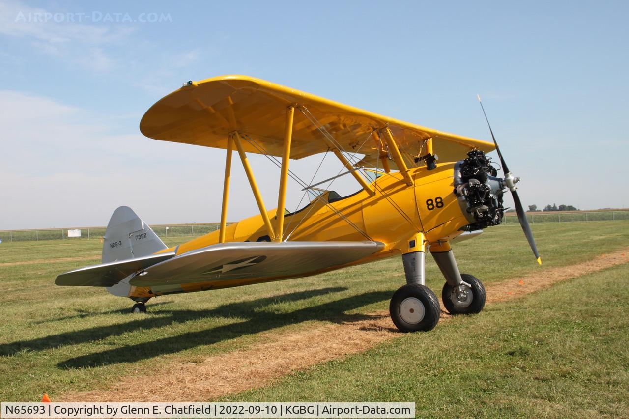 N65693, 1942 Boeing B75N1 C/N 75-6966, At the Stearman Fly In