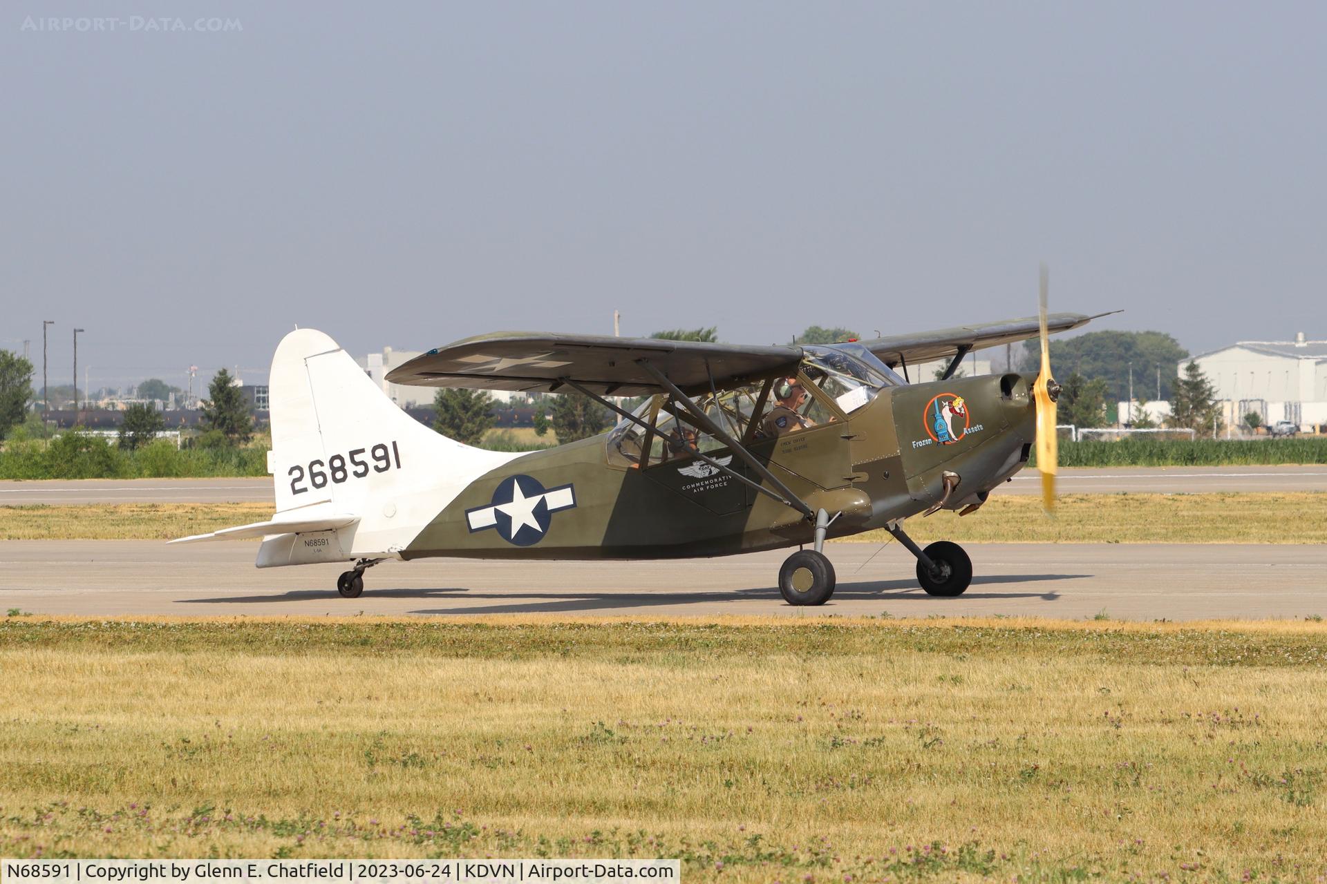 N68591, Stinson L-5 Sentinel C/N 42-98667 (76-908), At the Quad Cities Airshow