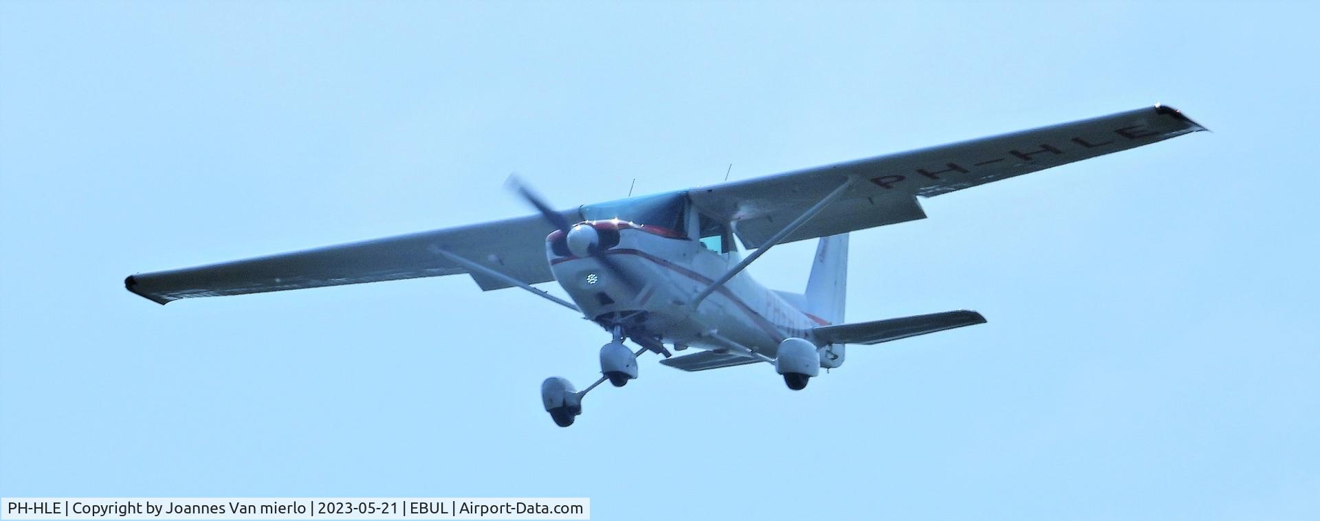 PH-HLE, 1979 Cessna 152 C/N 15283822, Ursel