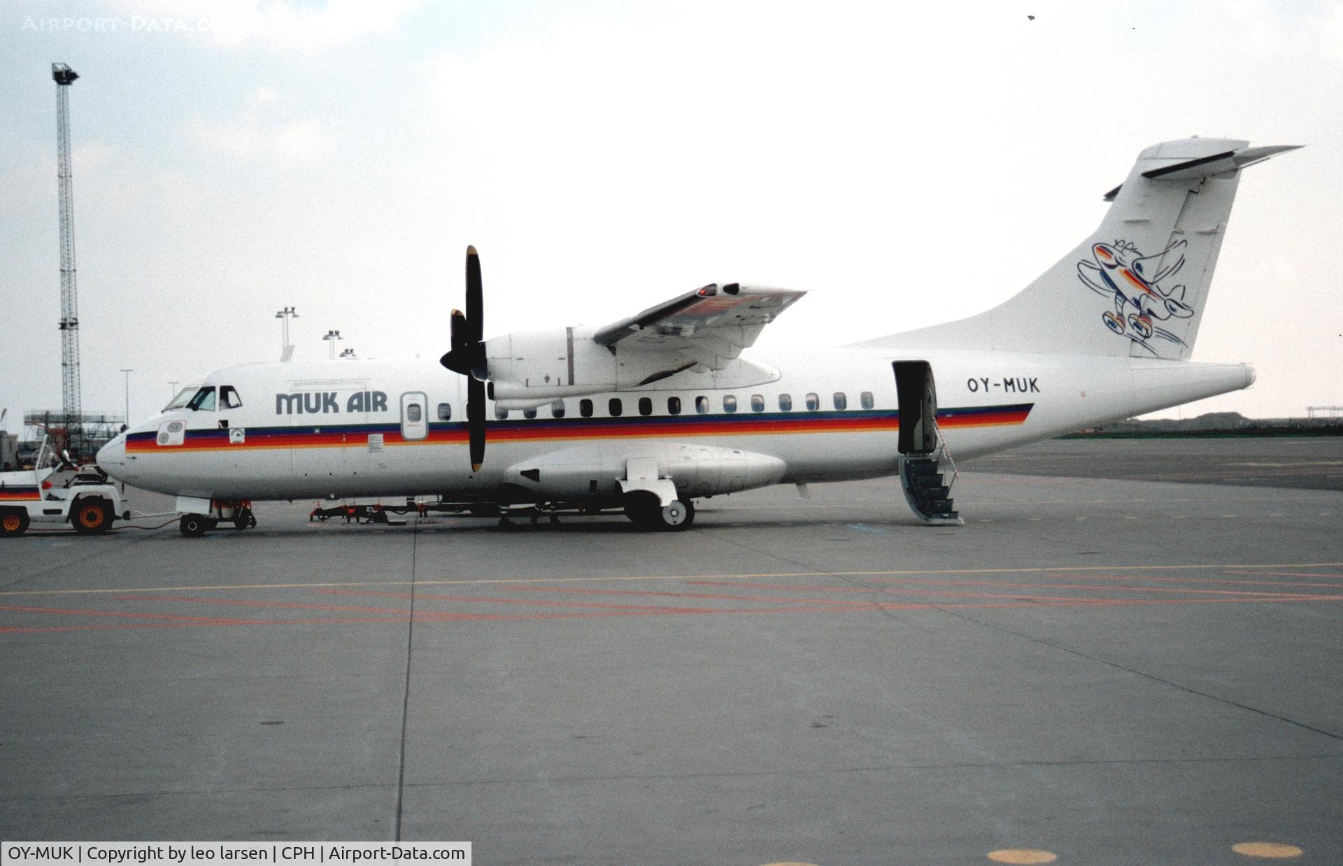 OY-MUK, 1990 ATR 42-300 C/N 176, Copenhagen