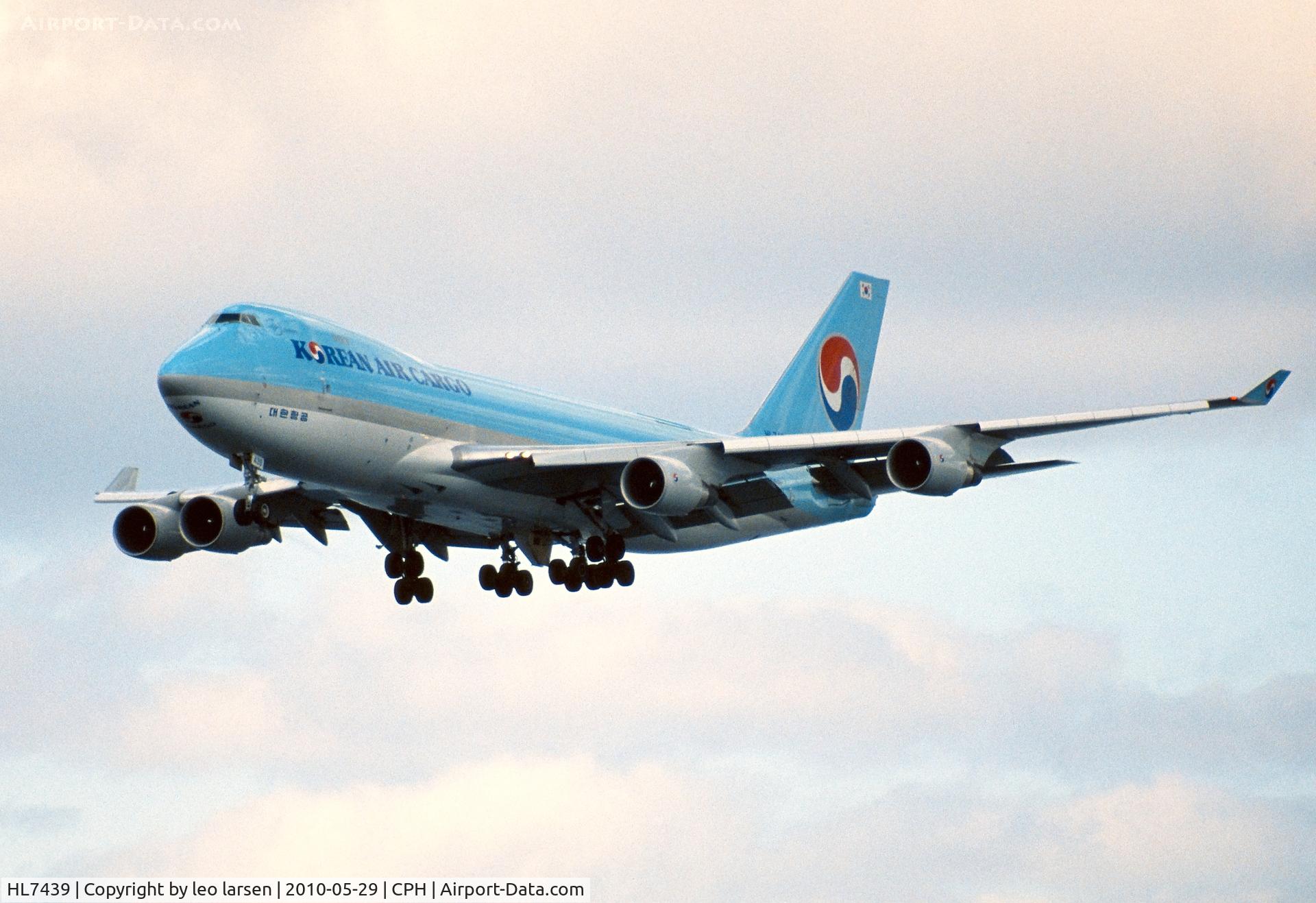 HL7439, 2003 Boeing 747-4B5F/SCD C/N 33516, Copenhagen 29.5.2010