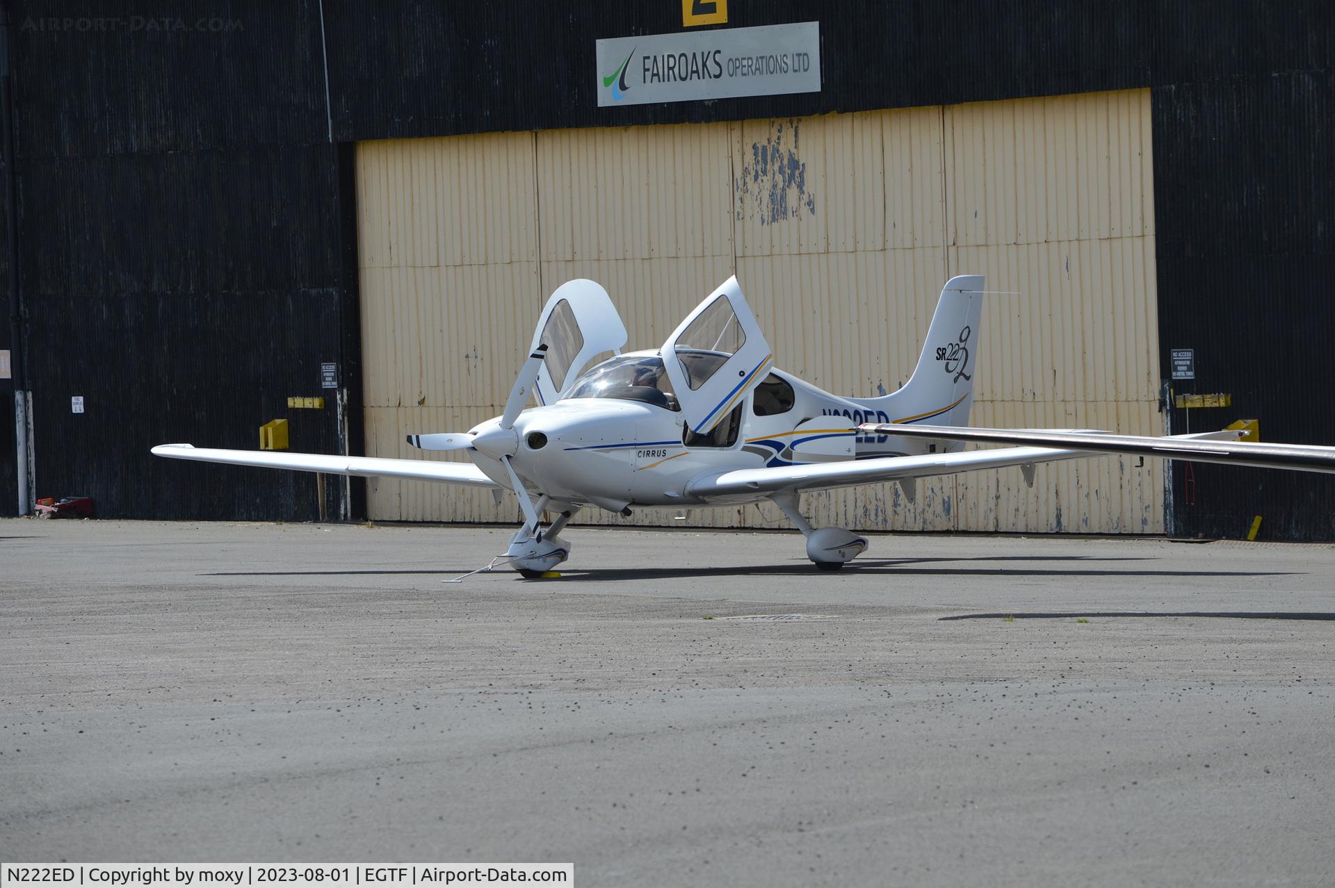 N222ED, 2004 Cirrus SR22 C/N 1103, Cirrus SR22 at Fairoaks.