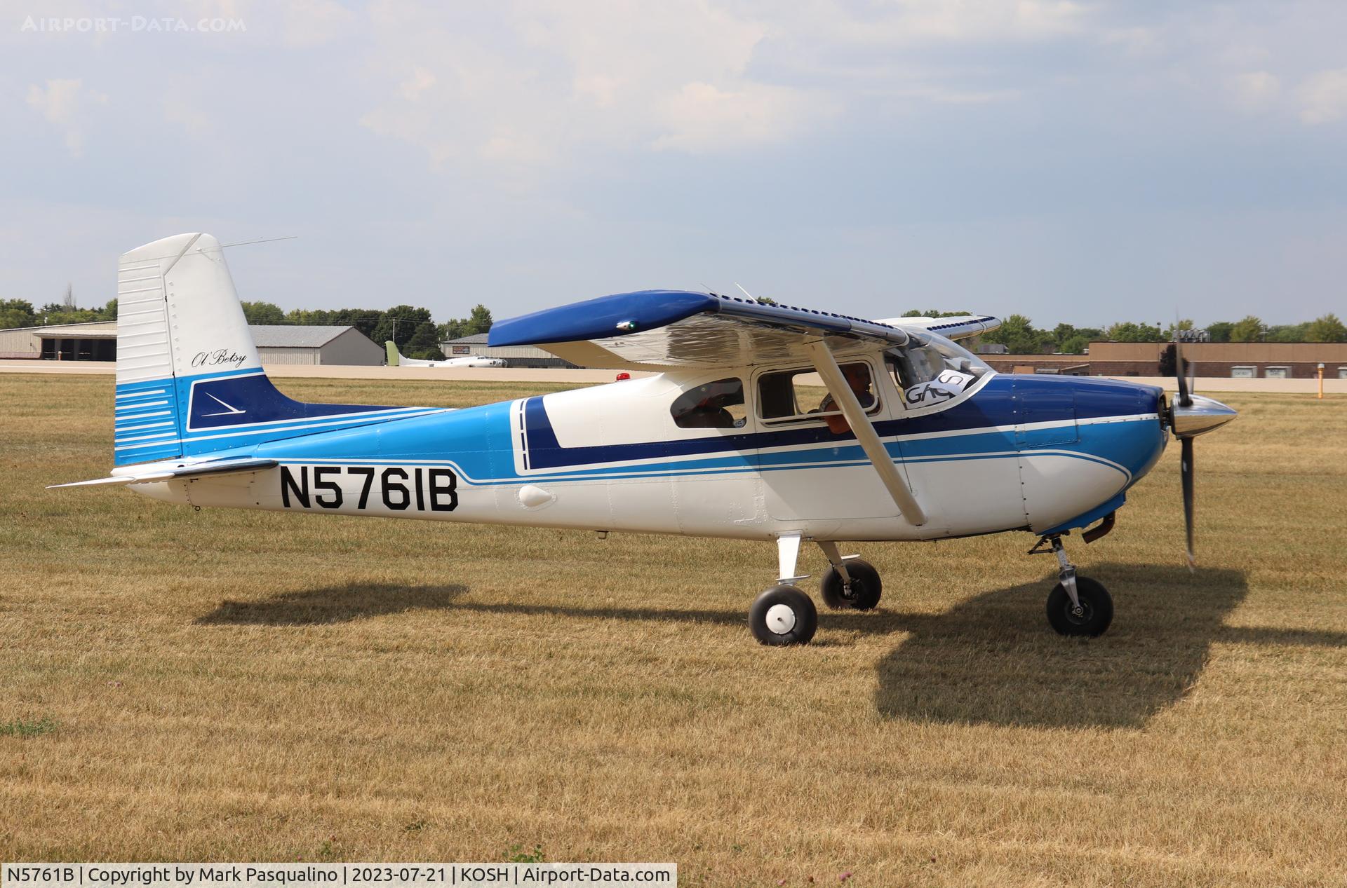 N5761B, 1956 Cessna 182 Skylane C/N 33761, Cessna 182