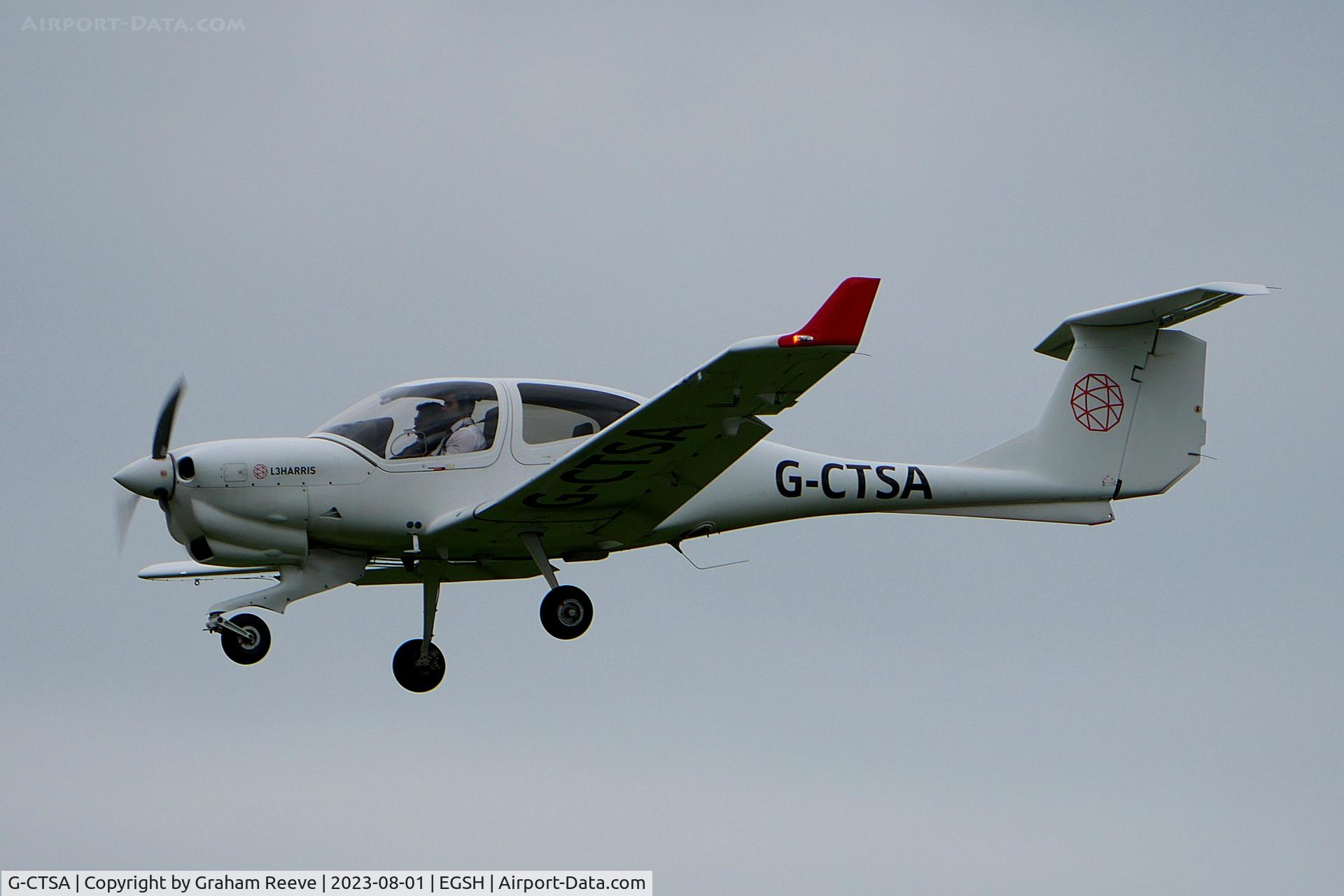 G-CTSA, 2016 Diamond DA-40NG Diamond Star C/N 40.N312, Landing at Norwich.
