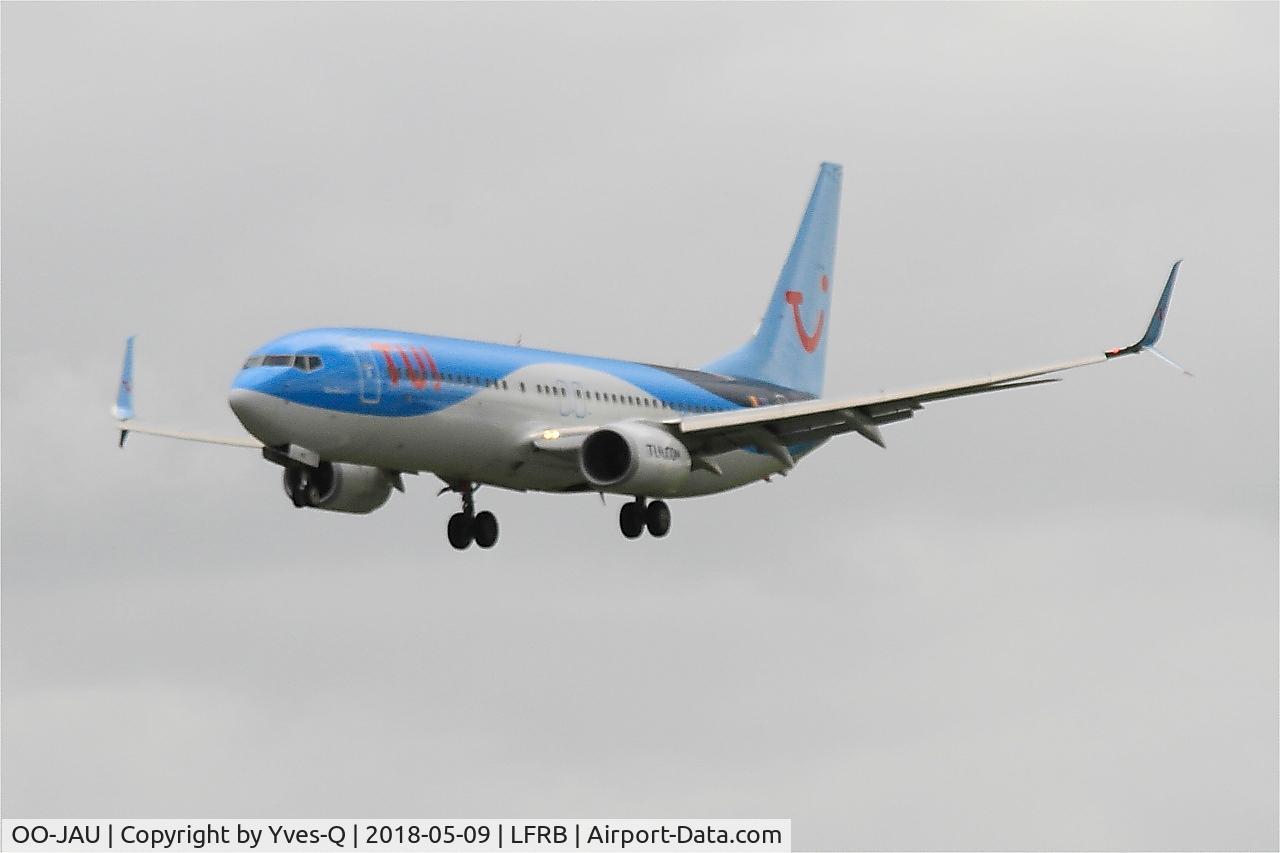 OO-JAU, 2013 Boeing 737-8K5 C/N 37250, Boeing 737-8K, On final rwy 25L, Brest-Bretagne airport (LFRB-BES)