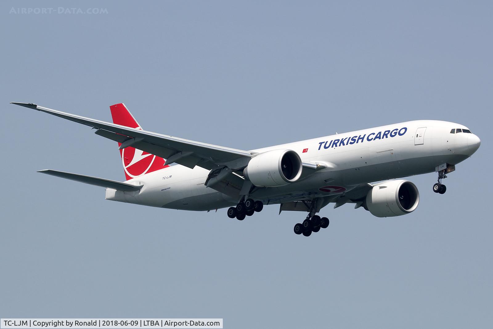 TC-LJM, 2017 Boeing 777-FF2 C/N 60404, at i