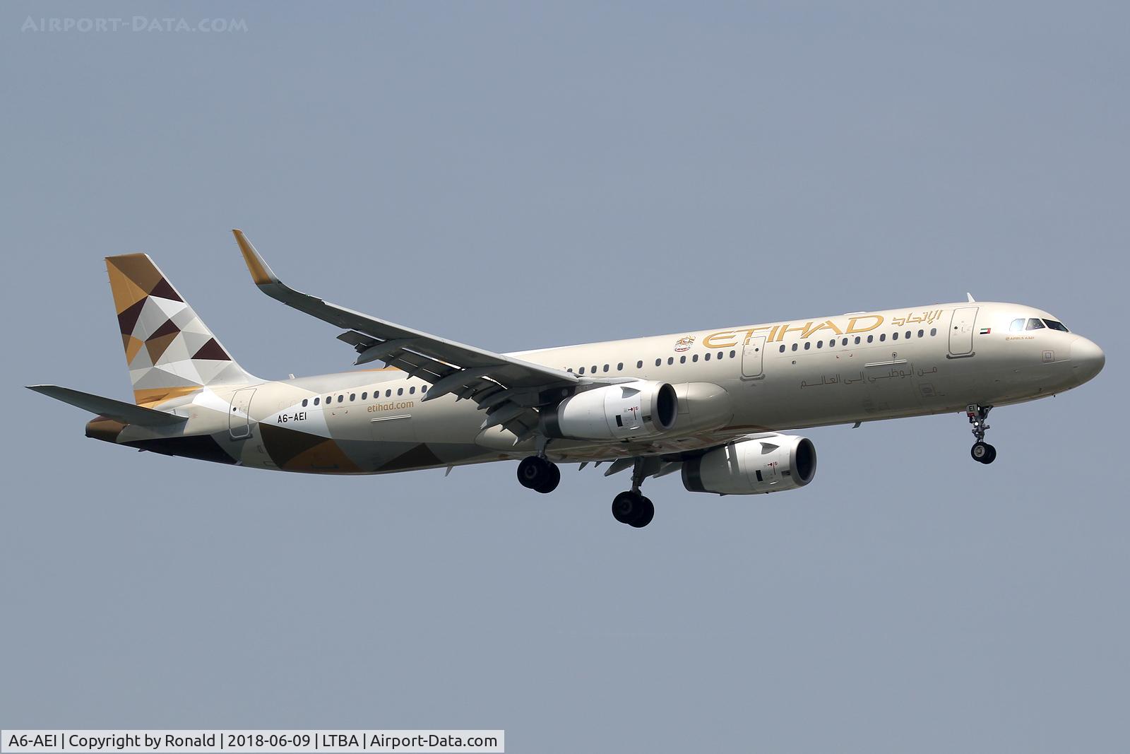 A6-AEI, 2015 Airbus A321-231 C/N 6821, at ist