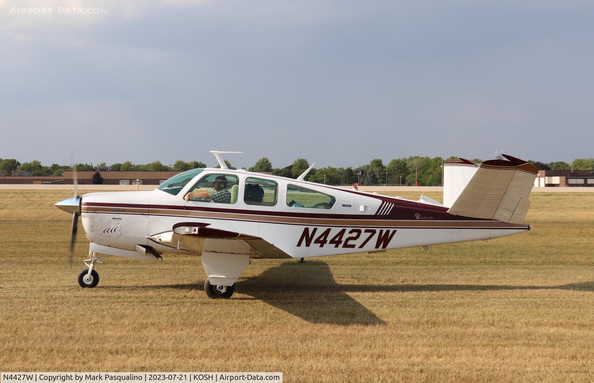 N4427W, 1974 Beech V35B Bonanza C/N D-9605, Beech V35B