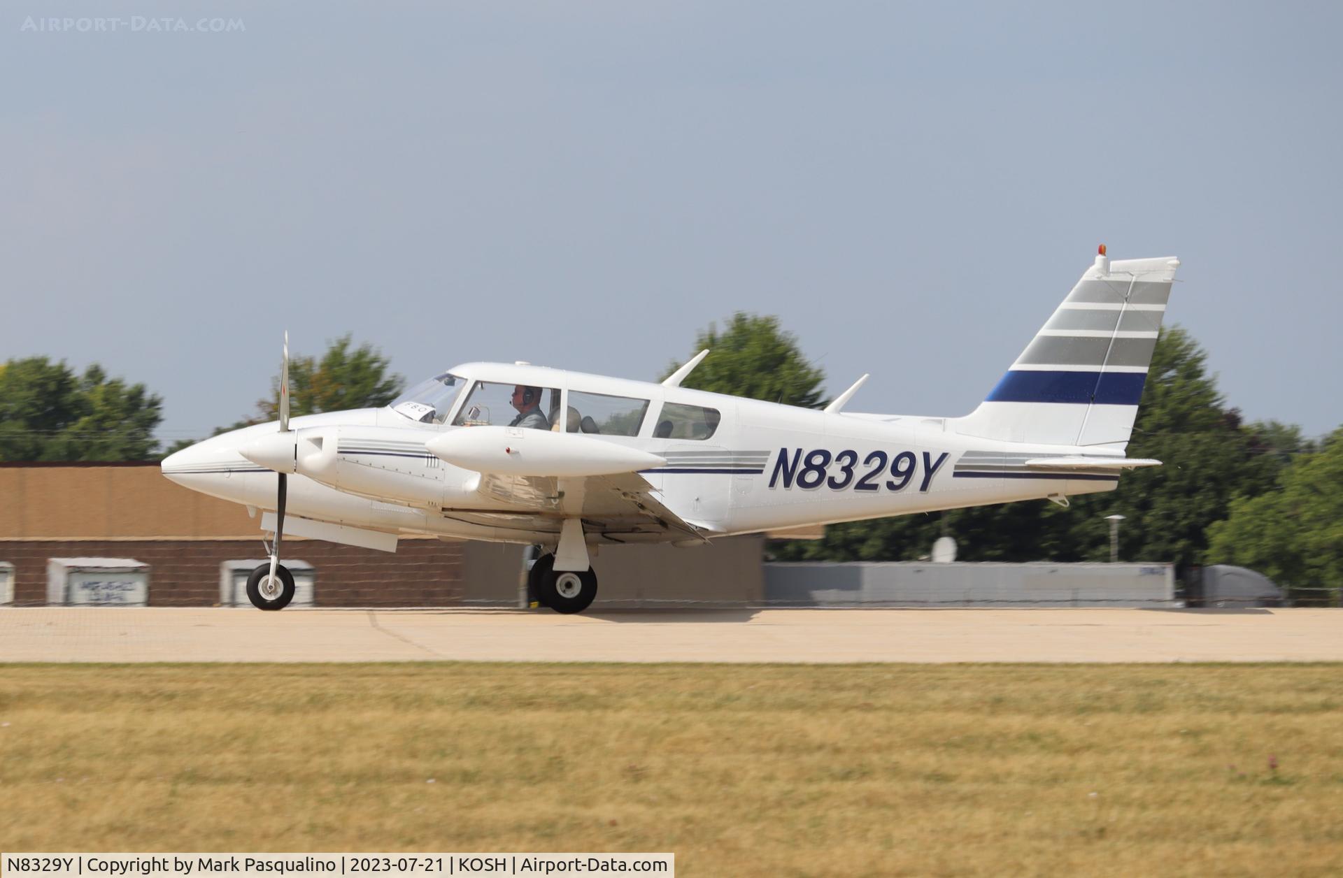 N8329Y, 1967 Piper PA-30 Twin Comanche C/N 30-1471, Piper PA-30