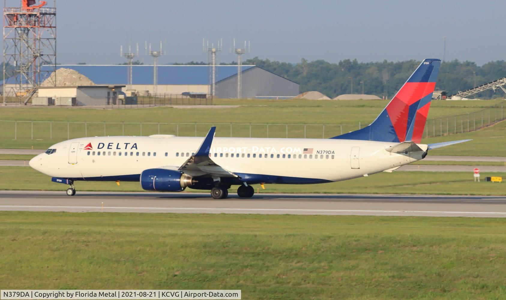 N379DA, 1999 Boeing 737-832 C/N 30349, DAL 738 zx CVG-TPA