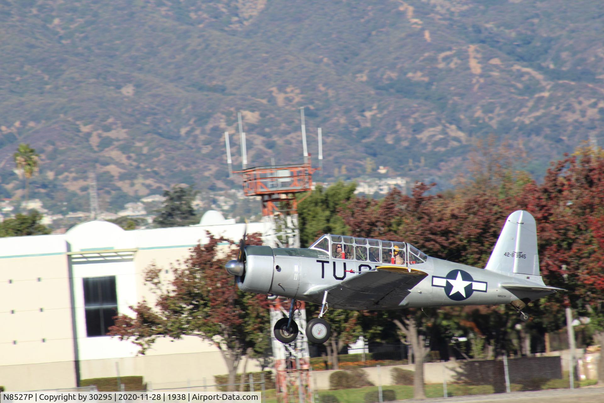 N8527P, 1980 Consolidated Vultee BT-13 C/N 79-758, In the air