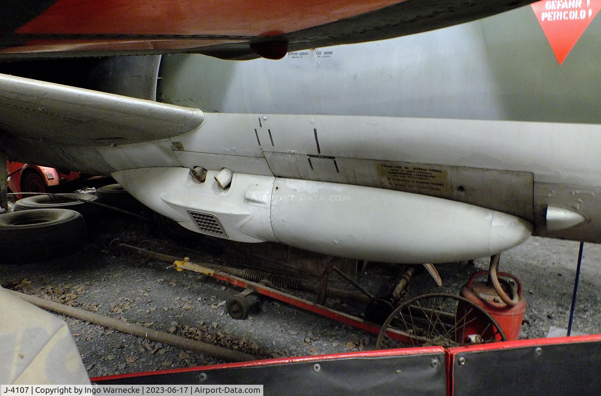 J-4107, Hawker Hunter F.58A C/N S4/U/3339, Hawker Hunter F58A at the Musee de l'Epopee de l'Industrie et de l'Aeronautique, Albert