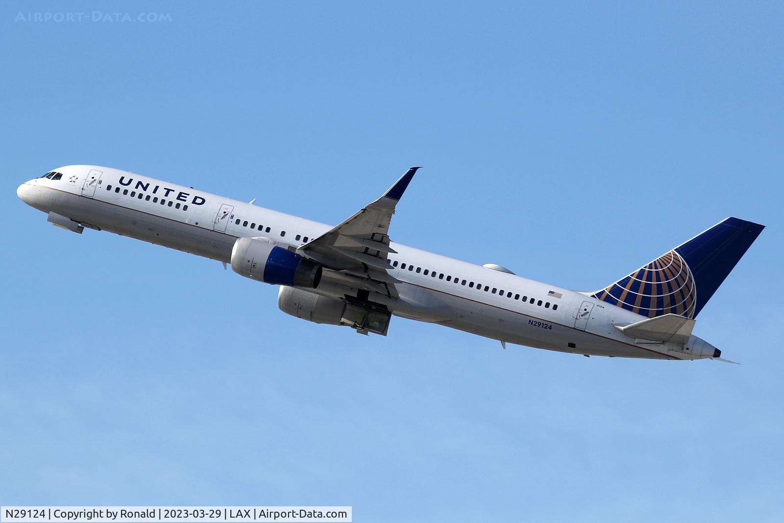N29124, 1998 Boeing 757-224 C/N 27565, at lax