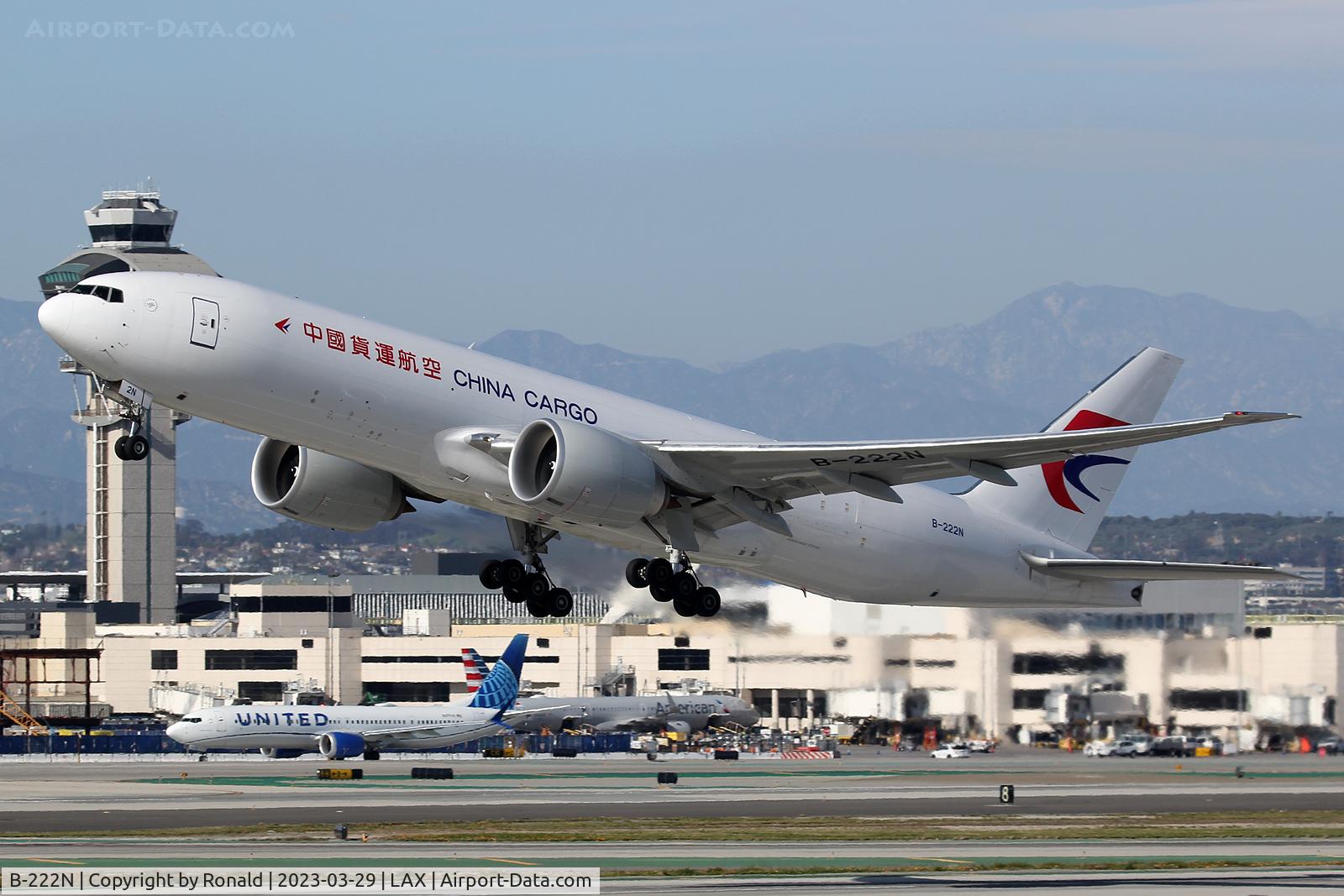 B-222N, 2022 Boeing 777-F6N C/N 67796, at lax