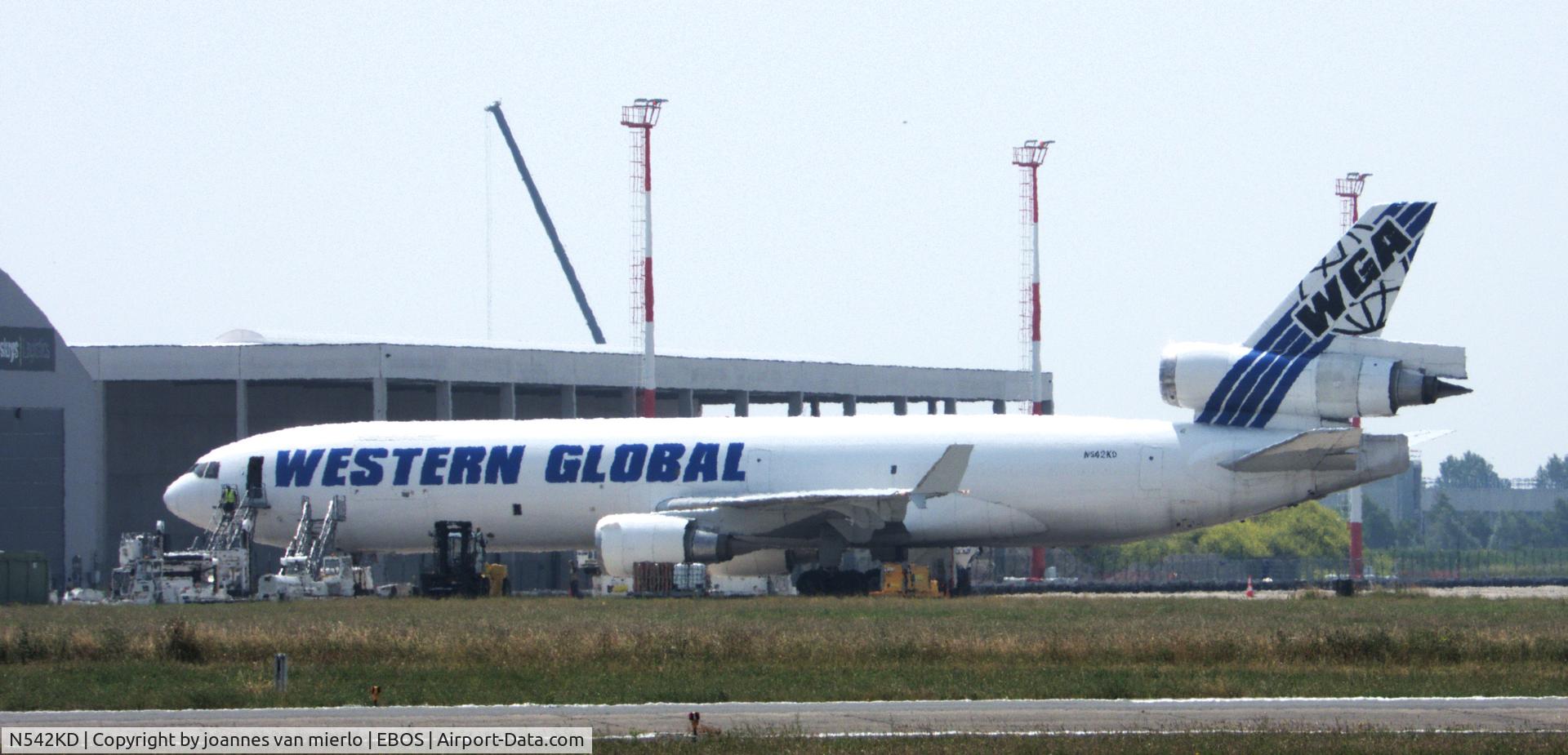 N542KD, McDonnell Douglas MD-11 C/N 48542, belgium