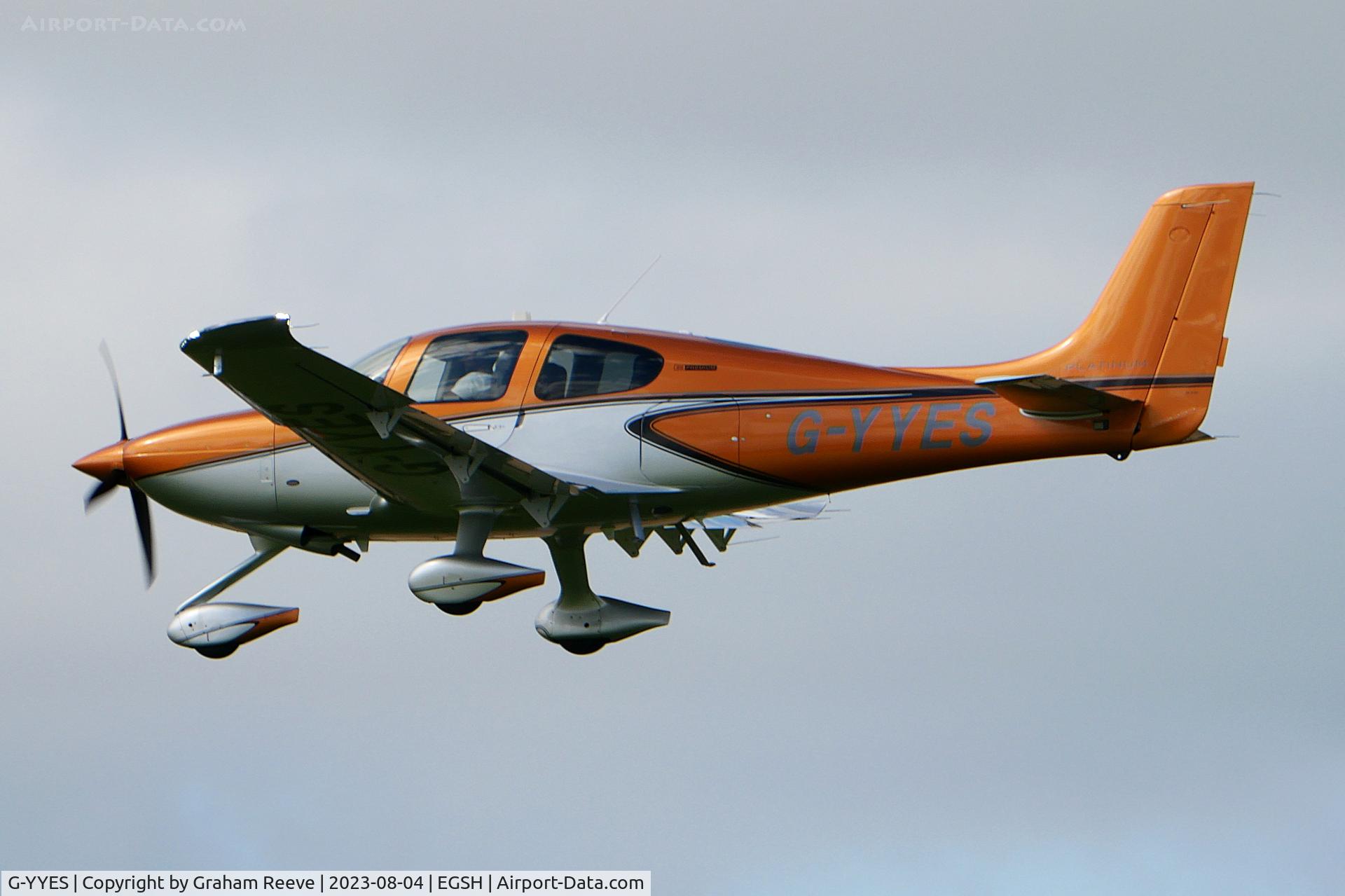 G-YYES, 2022 Cirrus SR20 C/N 8701, Landing at Norwich.