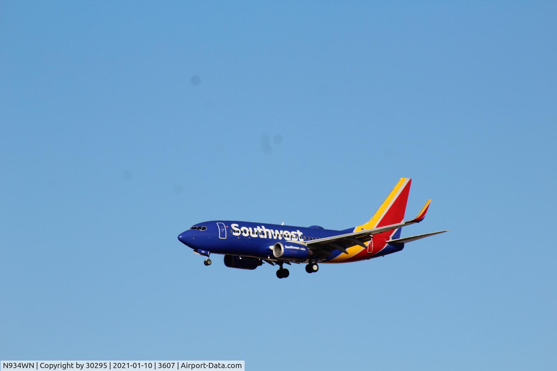 N934WN, 2009 Boeing 737-7H4 C/N 36642, Inbound
