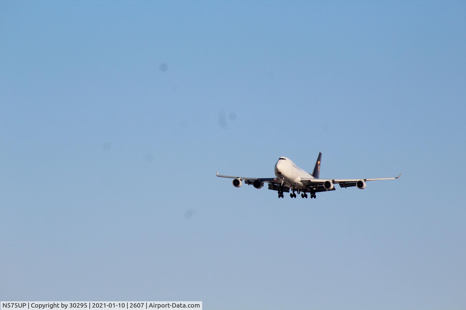 N575UP, 2008 Boeing 747-44AF C/N 35664, 3/4 mile final
