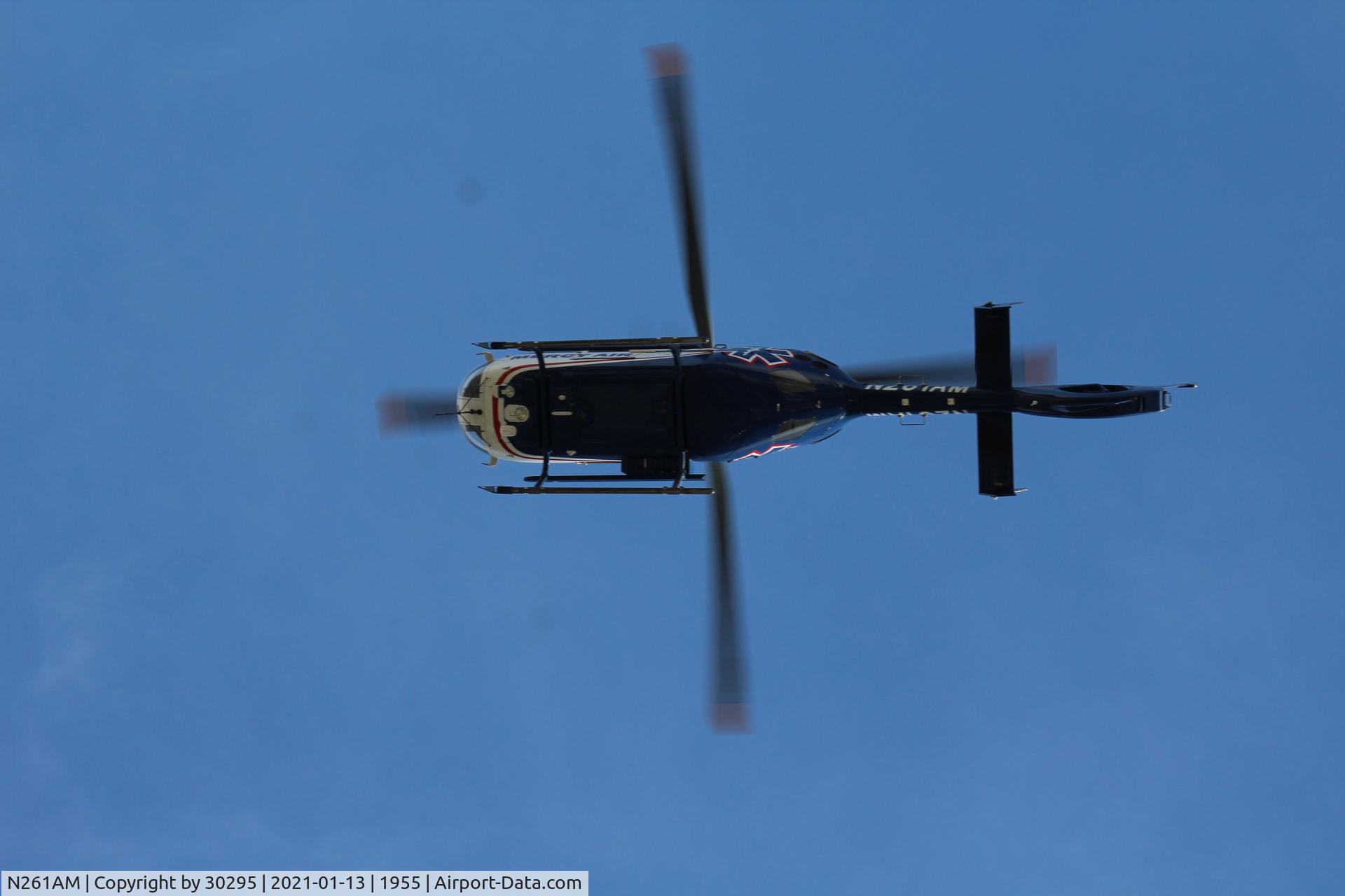 N261AM, Eurocopter EC-135P-2+ C/N 0734, Passing overhead