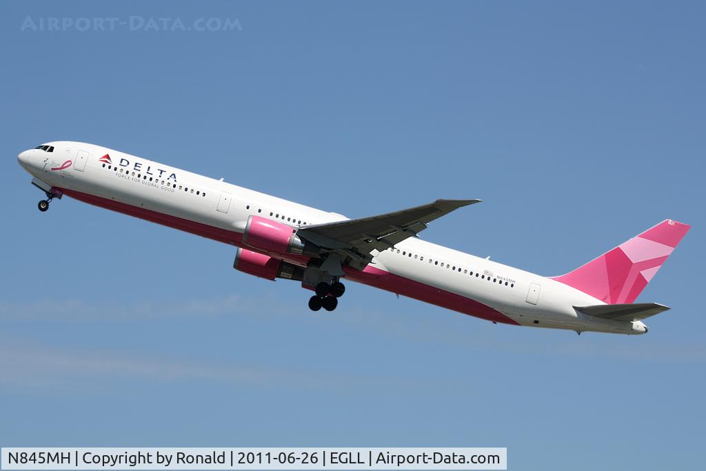 N845MH, 2002 Boeing 767-432/ER C/N 29719, at lhr