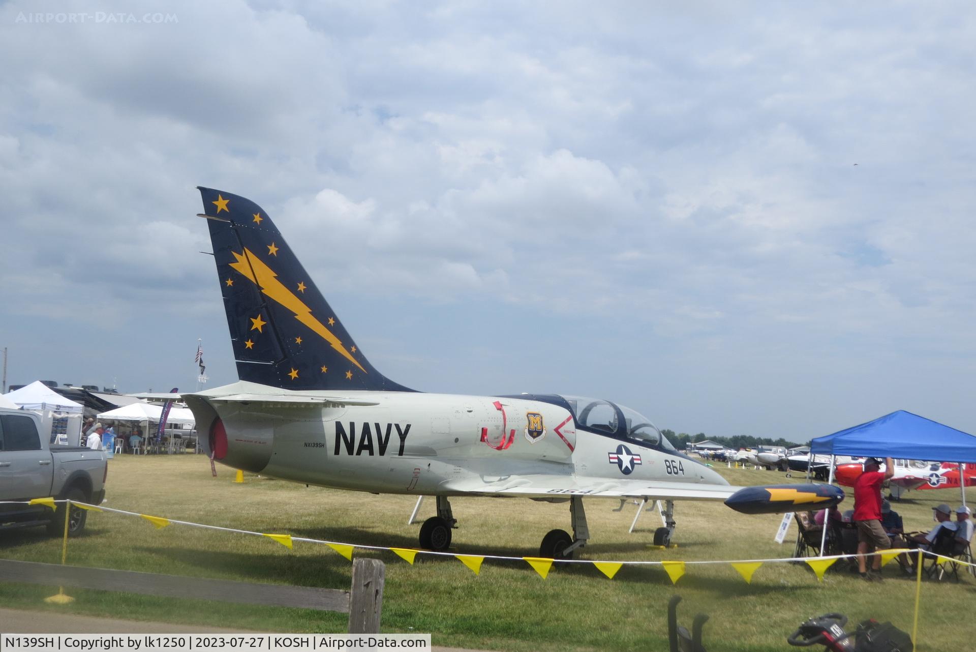 N139SH, 1979 Aero L-39C Albatros C/N 931519, This Aero L-39C was in US Navy colours with 