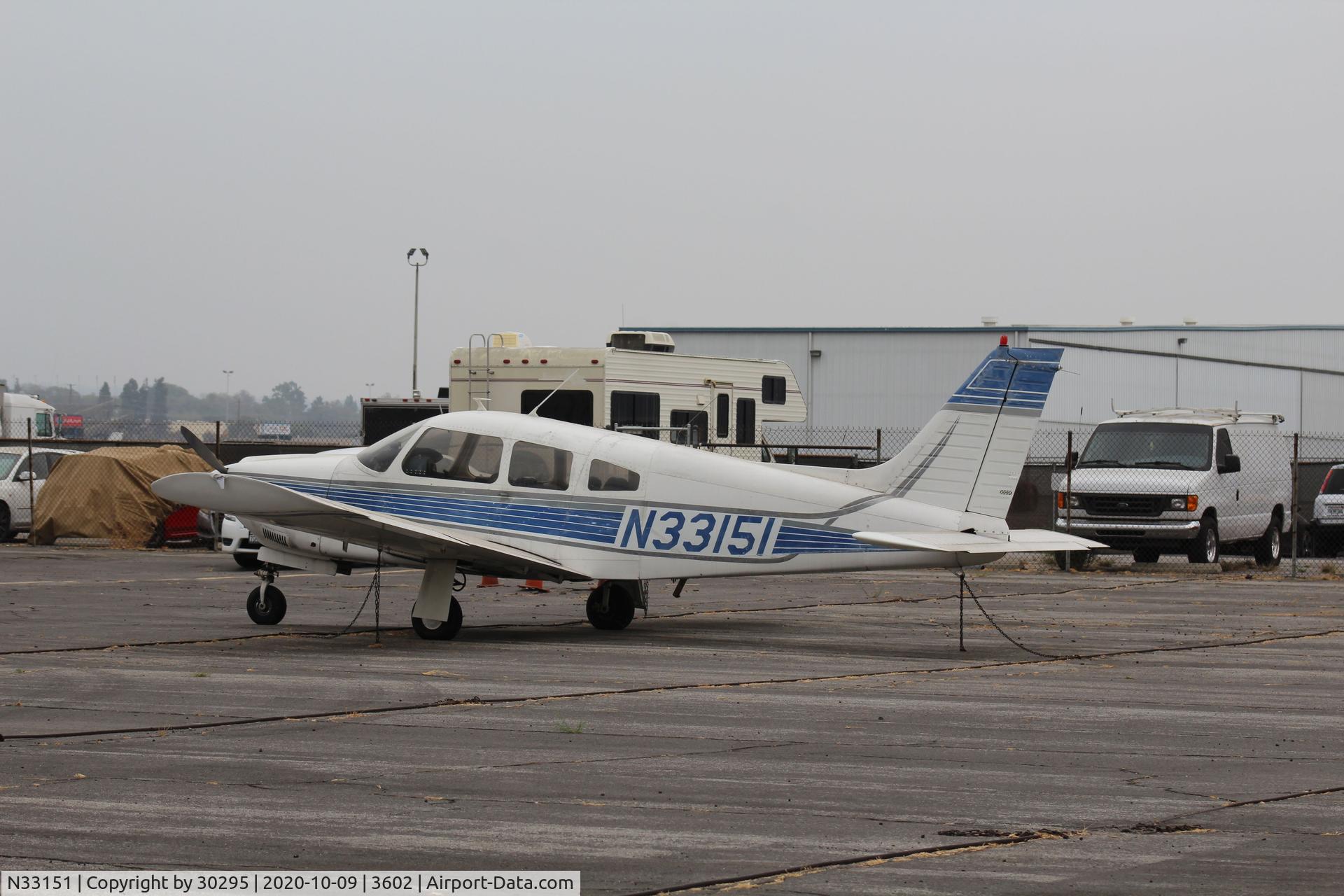 N33151, 1975 Piper PA-28R-200 C/N 28R-7535127, Parked