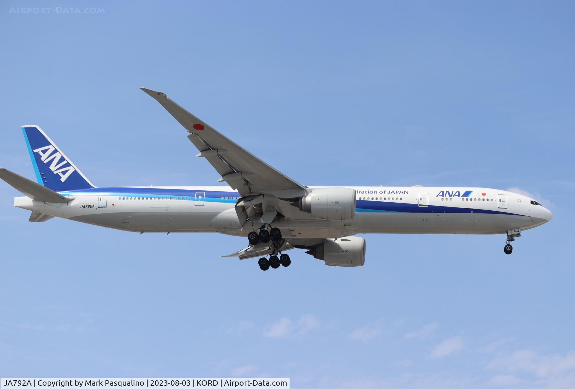 JA792A, 2015 Boeing 777-381/ER C/N 60381, Boeing 777-381/ER