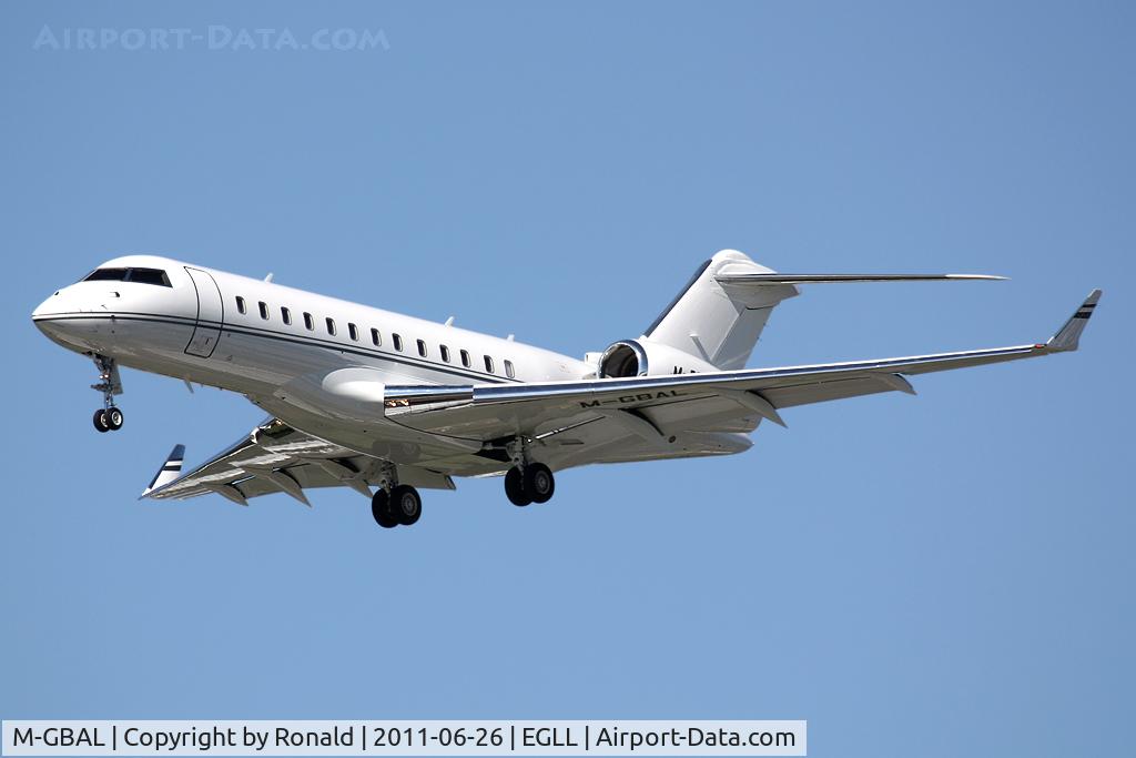 M-GBAL, 2006 Bombardier BD-700-1A10 Global Express C/N 9210, at lhr