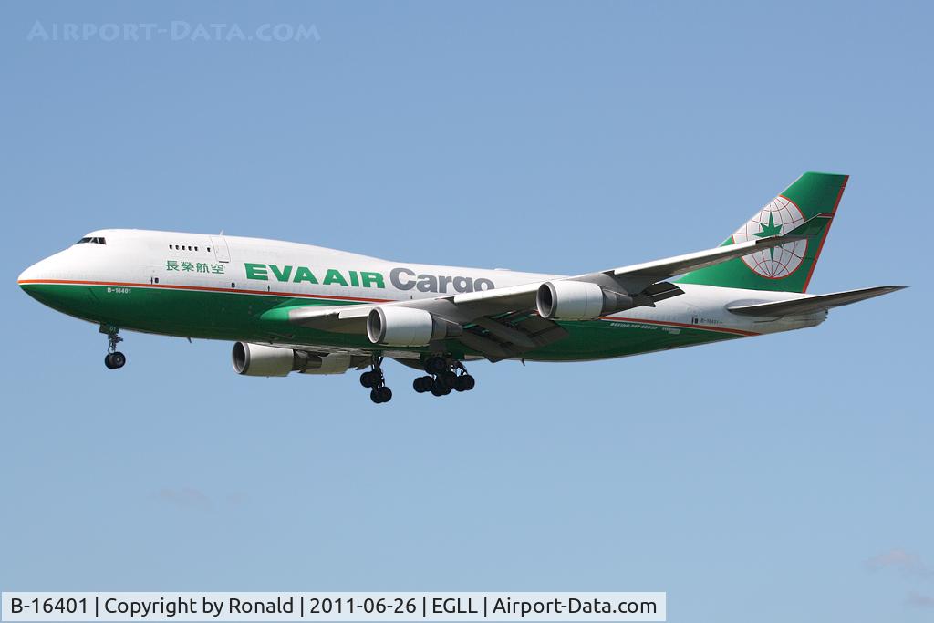 B-16401, 1992 Boeing 747-45EBD(SF) C/N 27062, at lhr