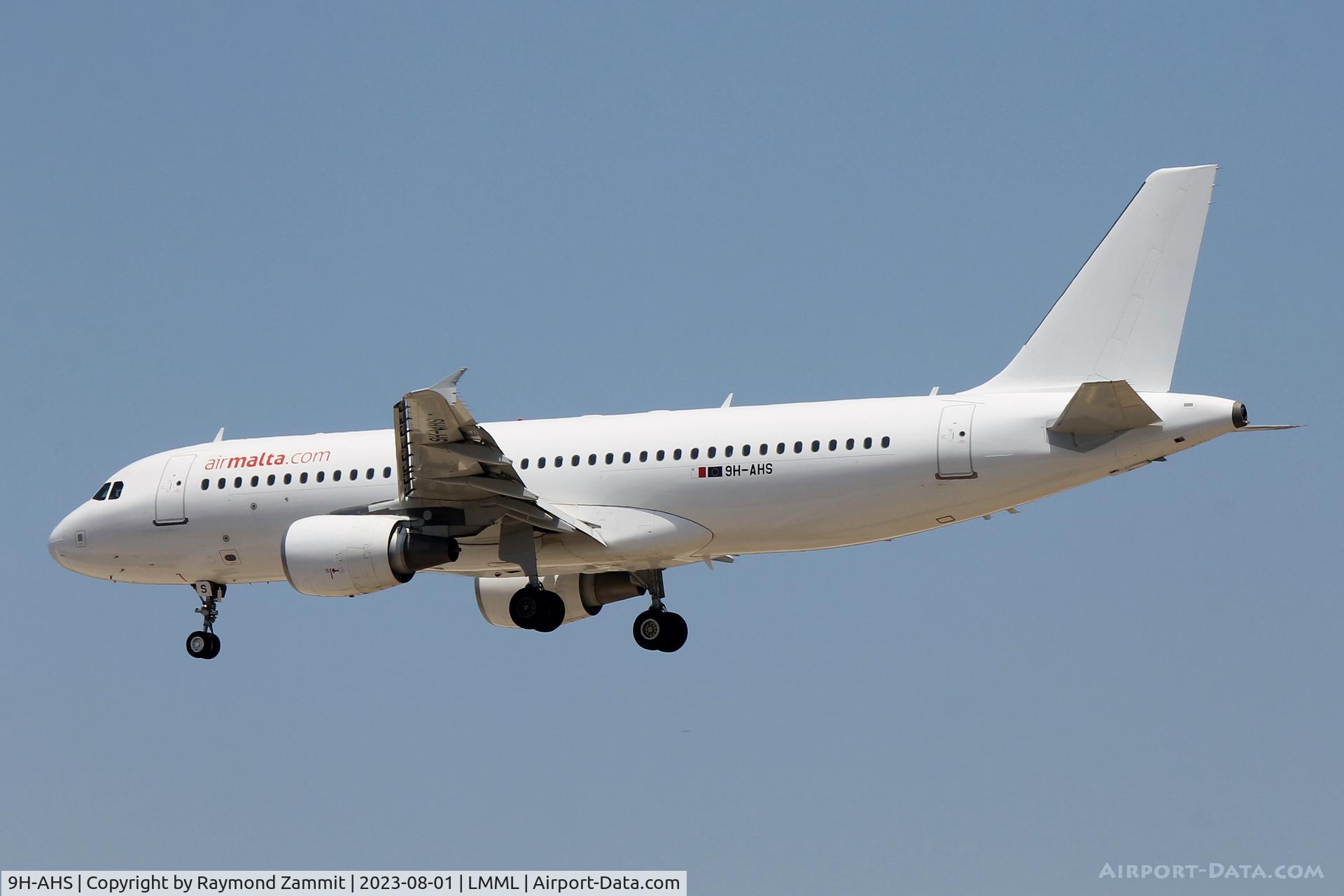 9H-AHS, 2012 Airbus A320-214 C/N 5086, A320 9H-AHS Air Malta