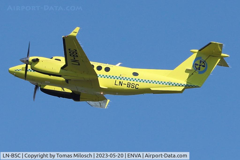 LN-BSC, 2018 Beechcraft B200GT C/N BY-324, 