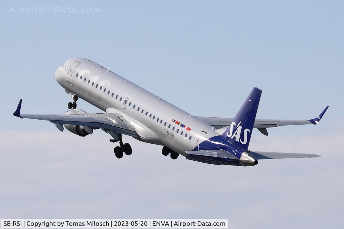 SE-RSI, 2007 Embraer 195LR (ERJ-190-200LR) C/N 19000104, 