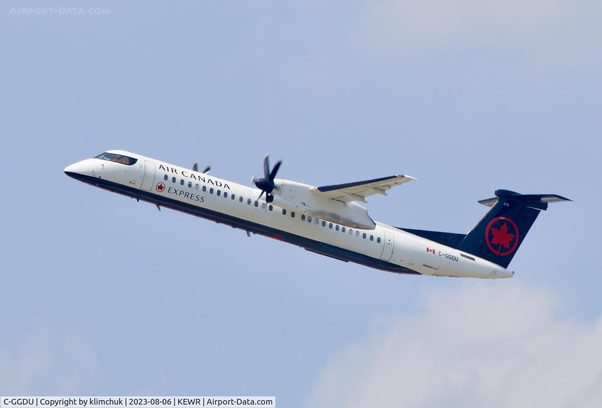 C-GGDU, 2012 De Havilland Canada DHC-8-402 Dash 8 C/N 4435, Departed to Halifax