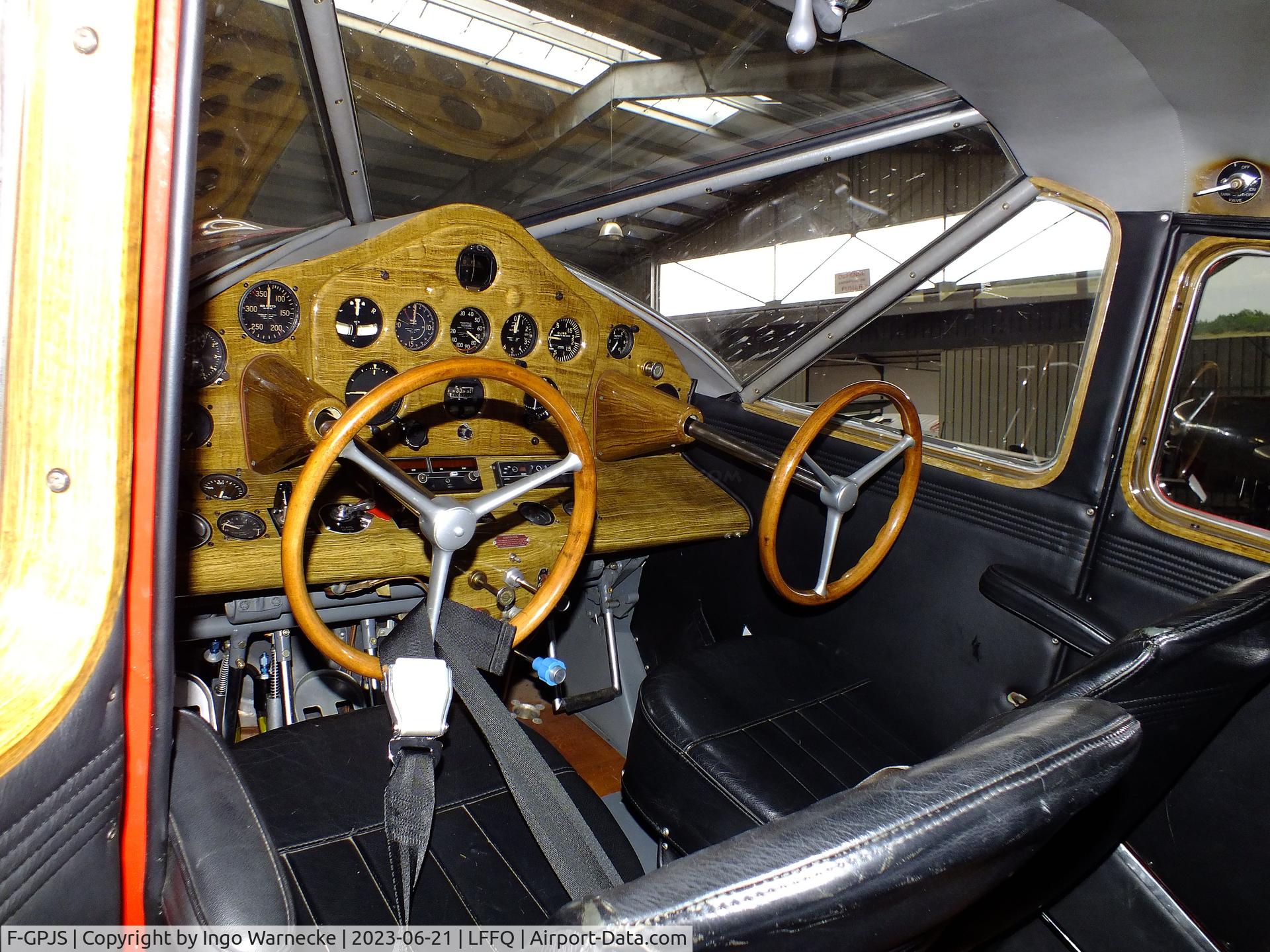 F-GPJS, 1937 Stinson SR-10C Reliant C/N 3-5846, Stinson SR-10C Reliant at the Musee Volant Salis/Aero Vintage Academy, Cerny #c